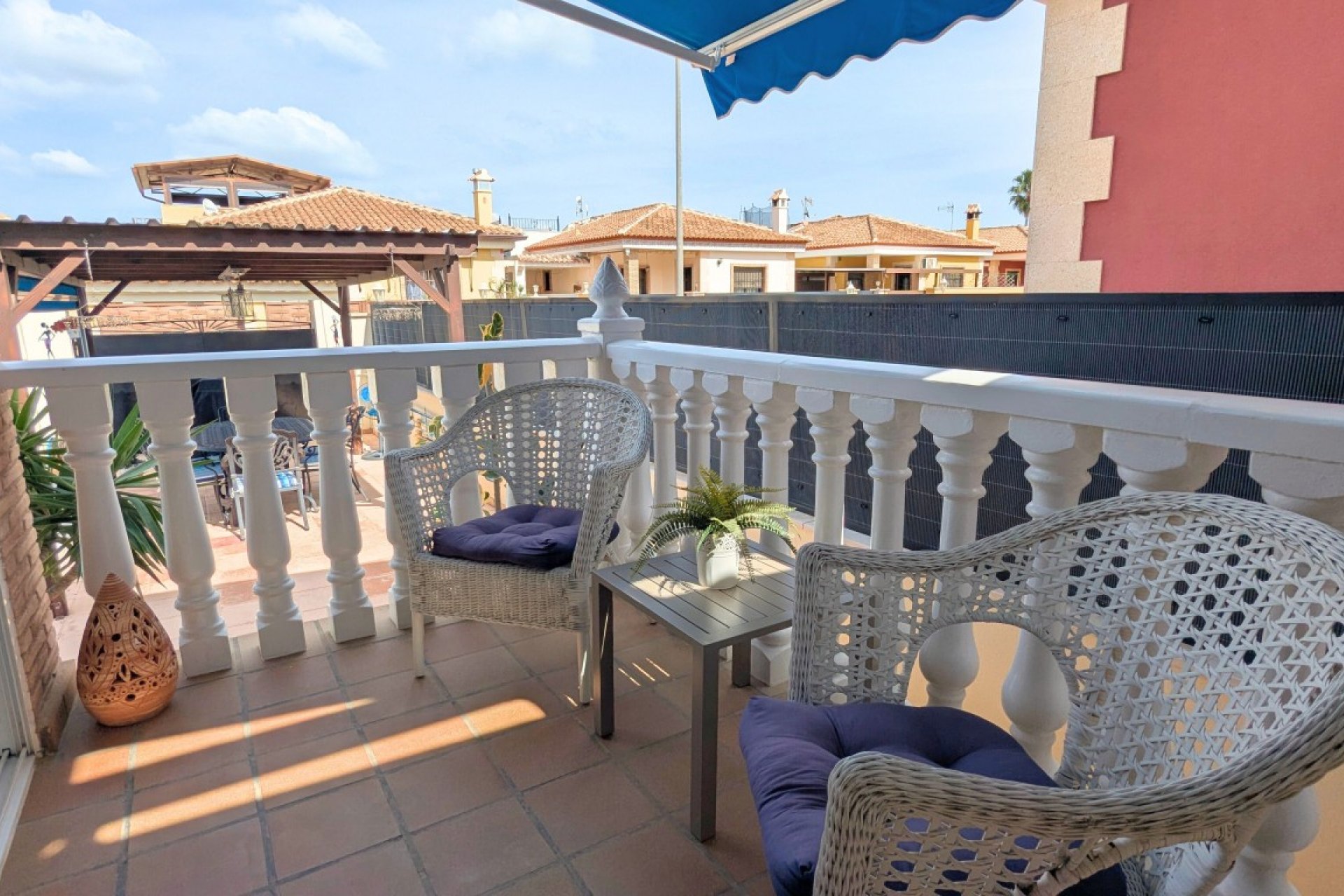 Revente - Villa -
Bigastro - Inland
