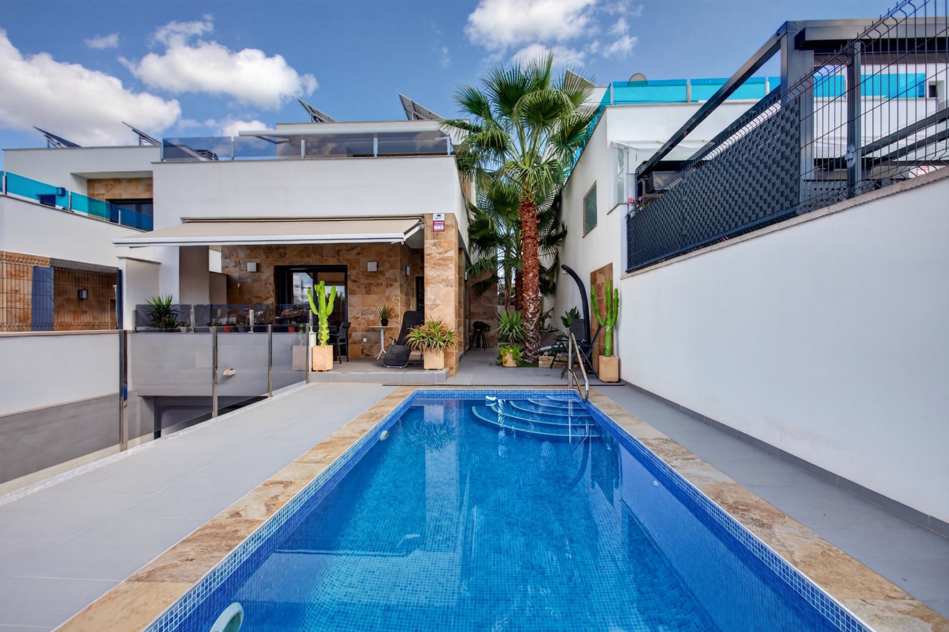 Revente - Villa -
Bigastro - Inland
