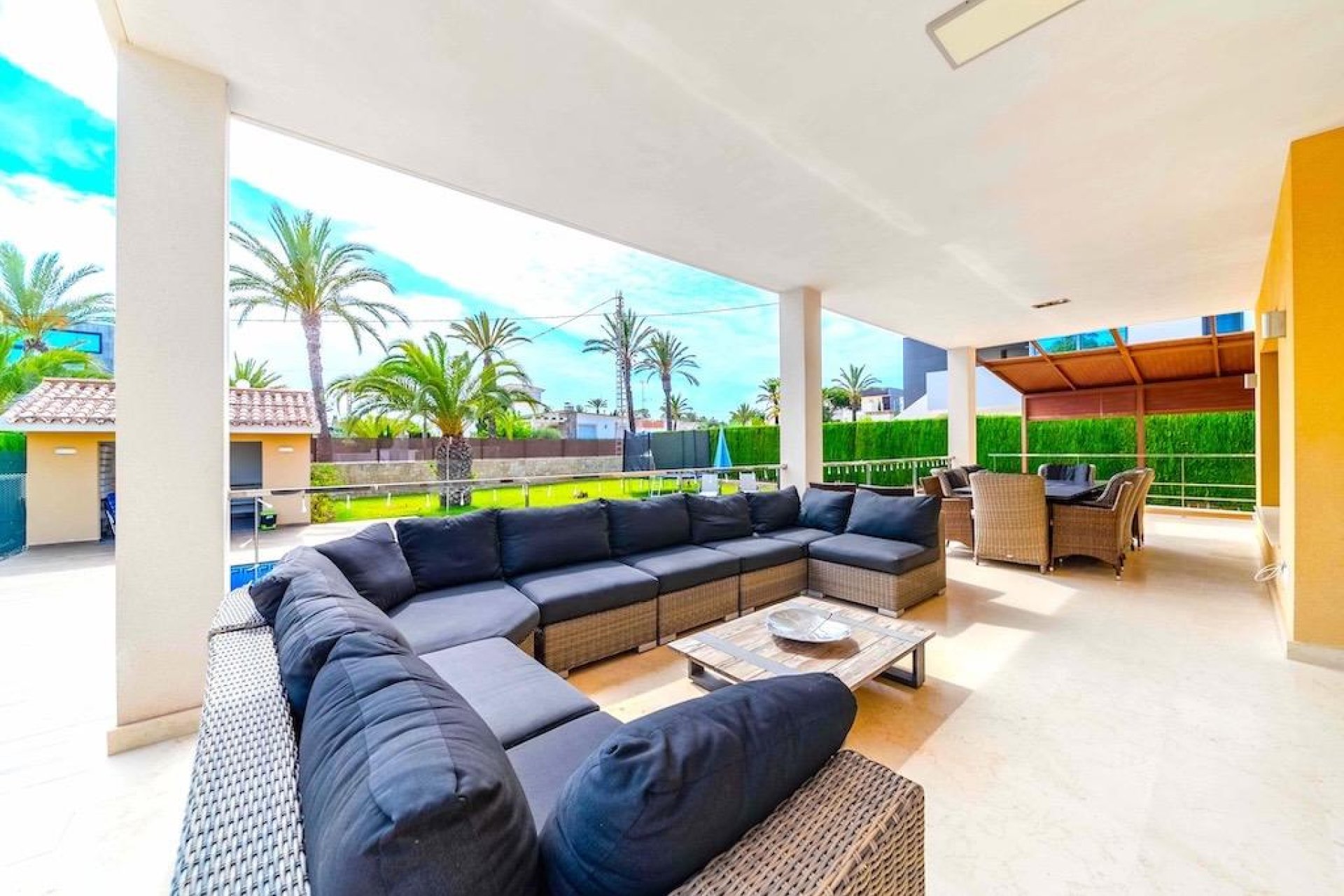 Revente - Villa -
Cabo Roig - Costa Blanca