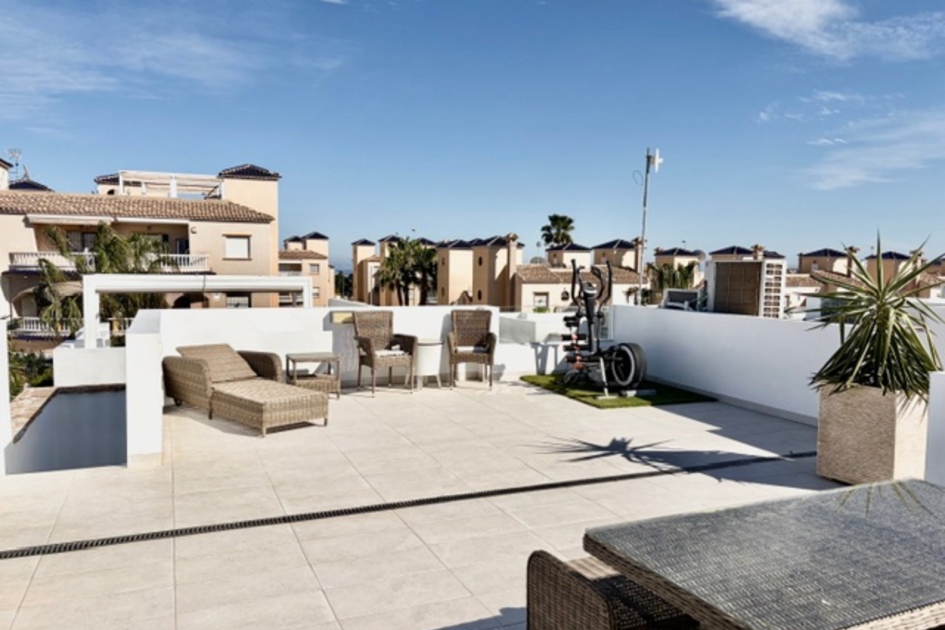 Revente - Villa -
Cabo Roig - Costa Blanca