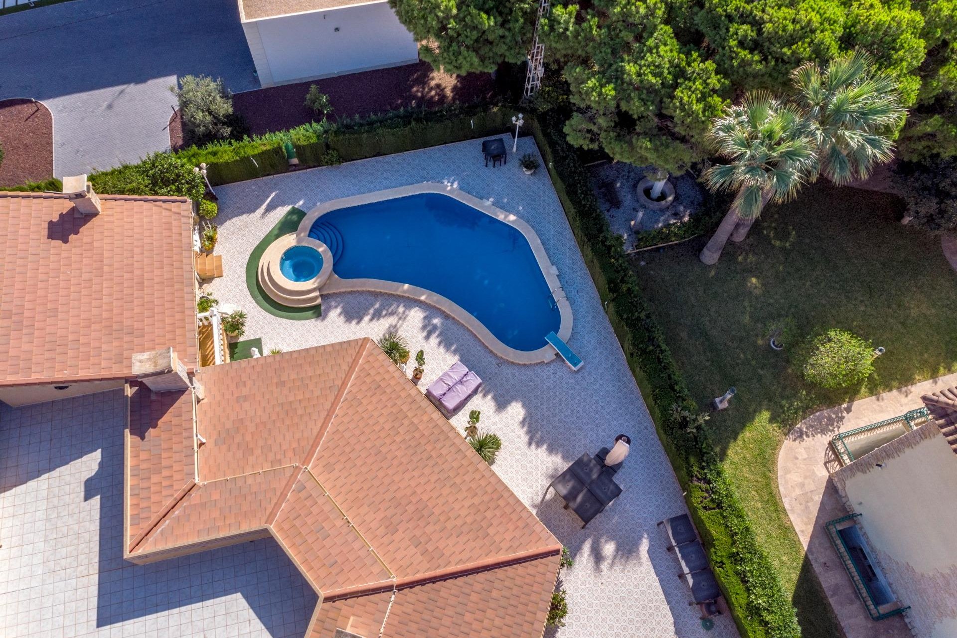 Revente - Villa -
Cabo Roig - Muy Cerca De La Playa