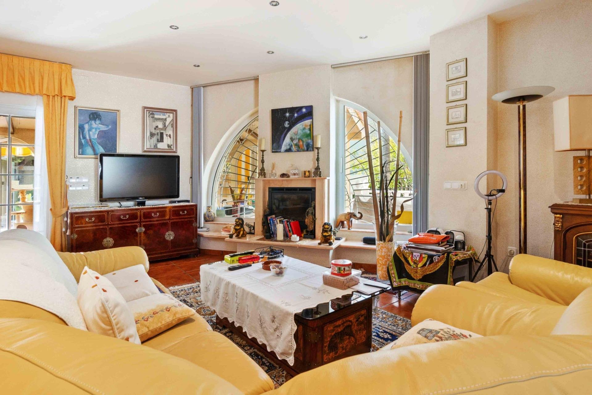 Revente - Villa -
Cabo Roig - Muy Cerca De La Playa