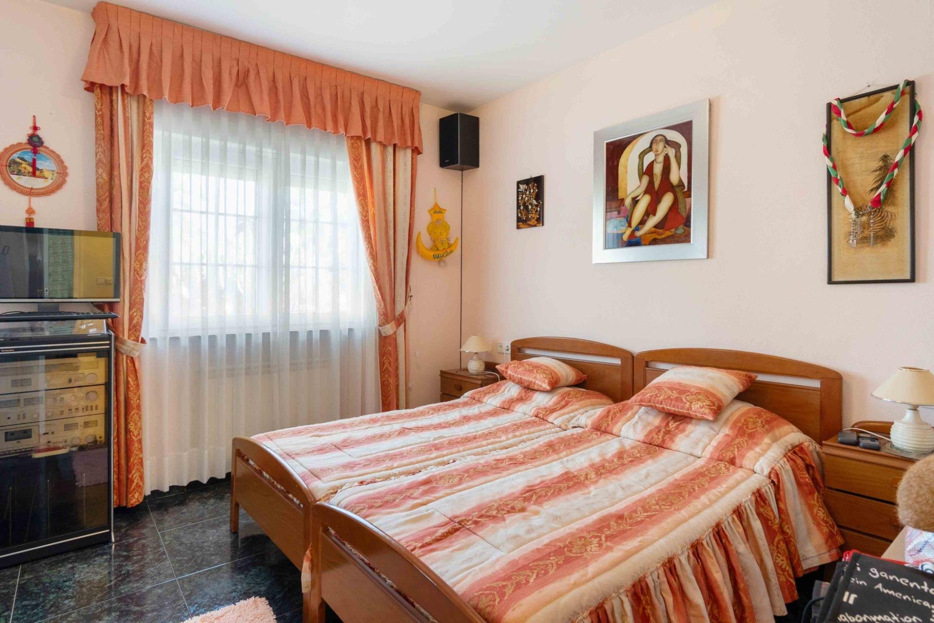 Revente - Villa -
Cabo Roig - Muy Cerca De La Playa