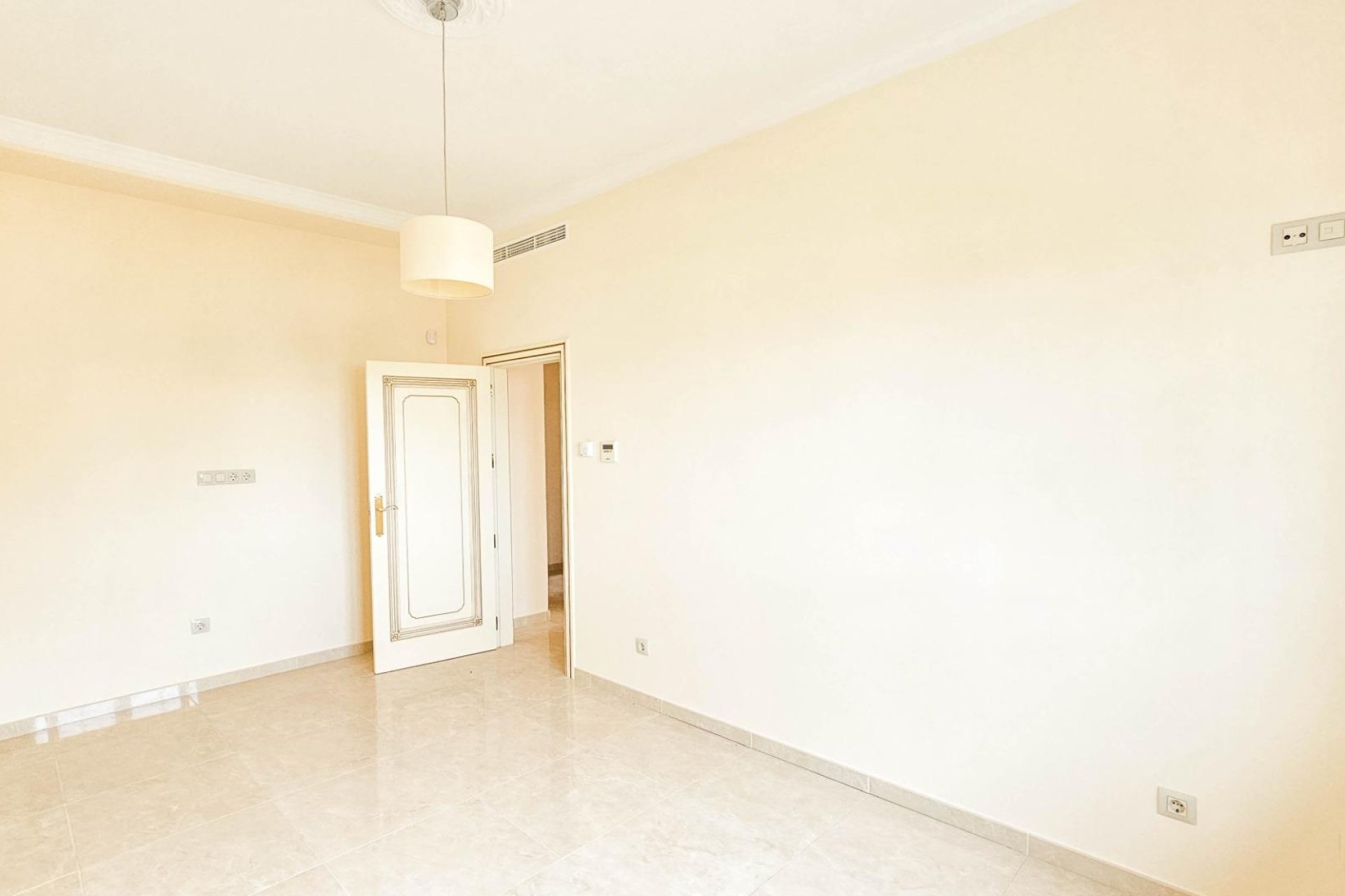 Revente - Villa -
Cabo Roig