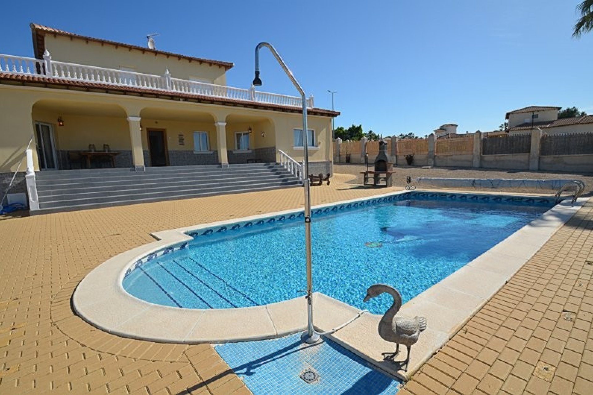 Revente - Villa -
Campos del Río - Inland
