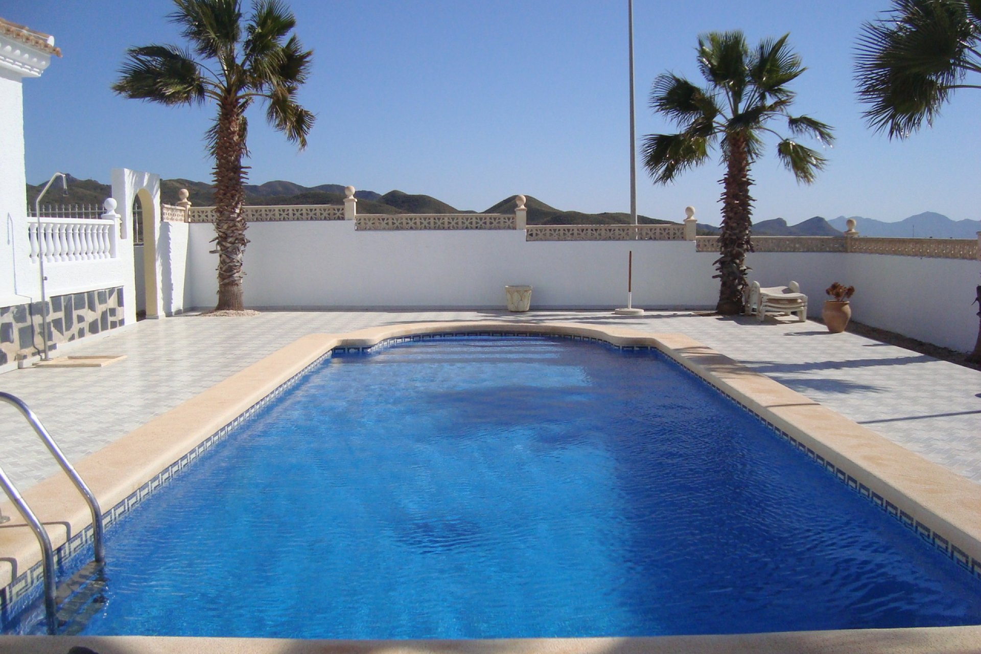 Revente - Villa -
Camposol - Inland