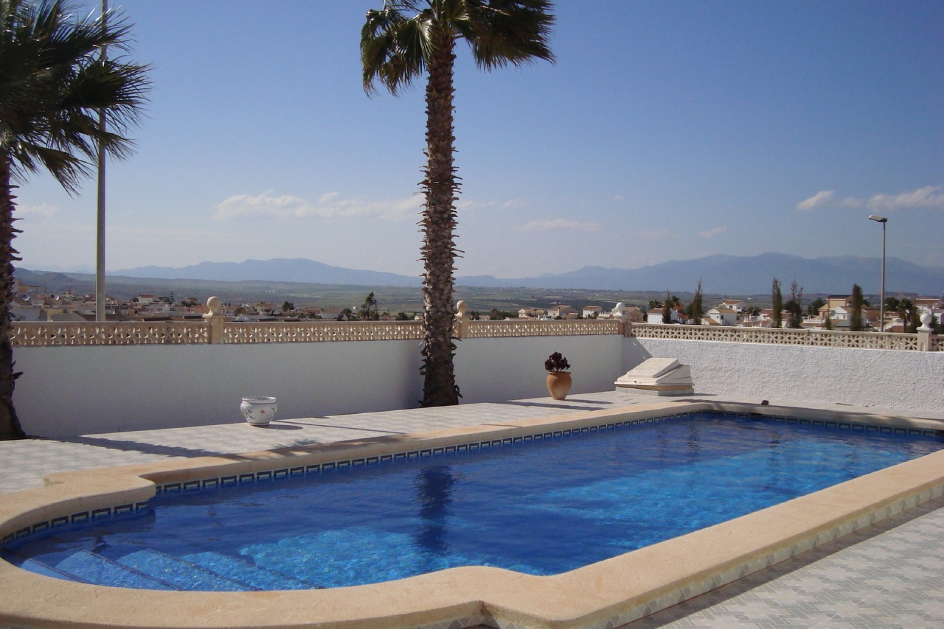 Revente - Villa -
Camposol - Inland