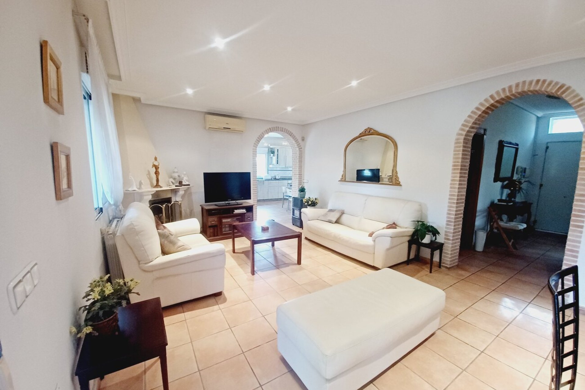 Revente - Villa -
Canadas De San Pedro - Inland
