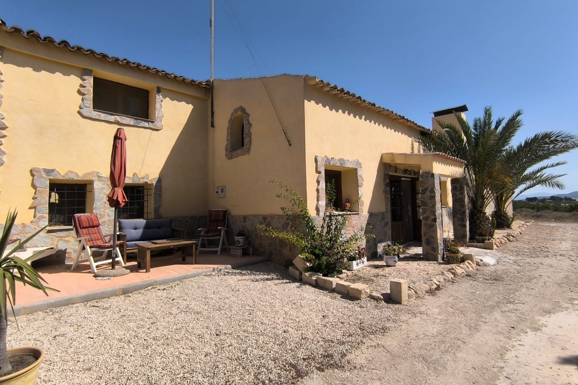 Revente - Villa -
Chinorlet - Inland