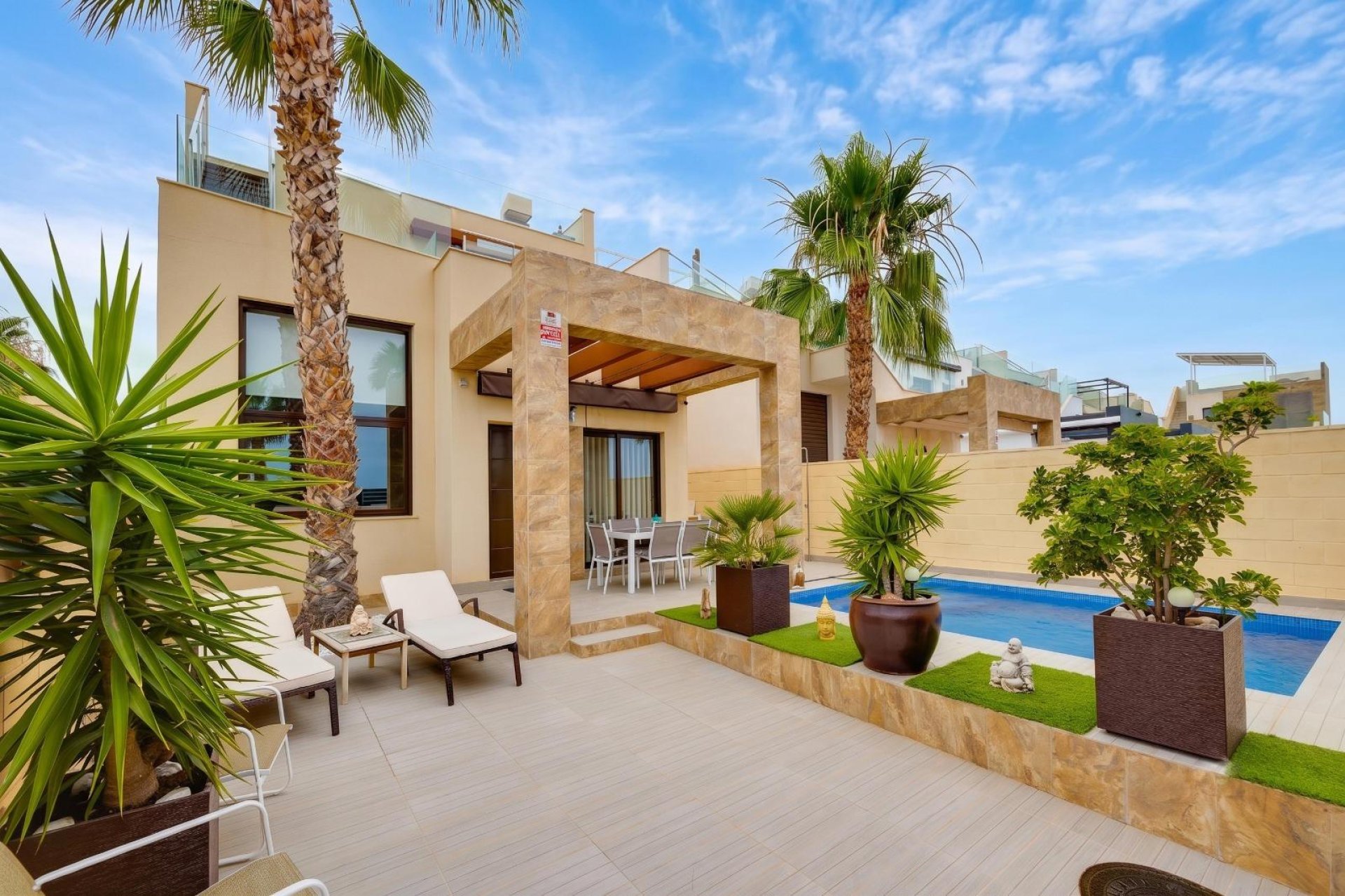 Revente - Villa -
Ciudad Quesada - Pueblo Bravo
