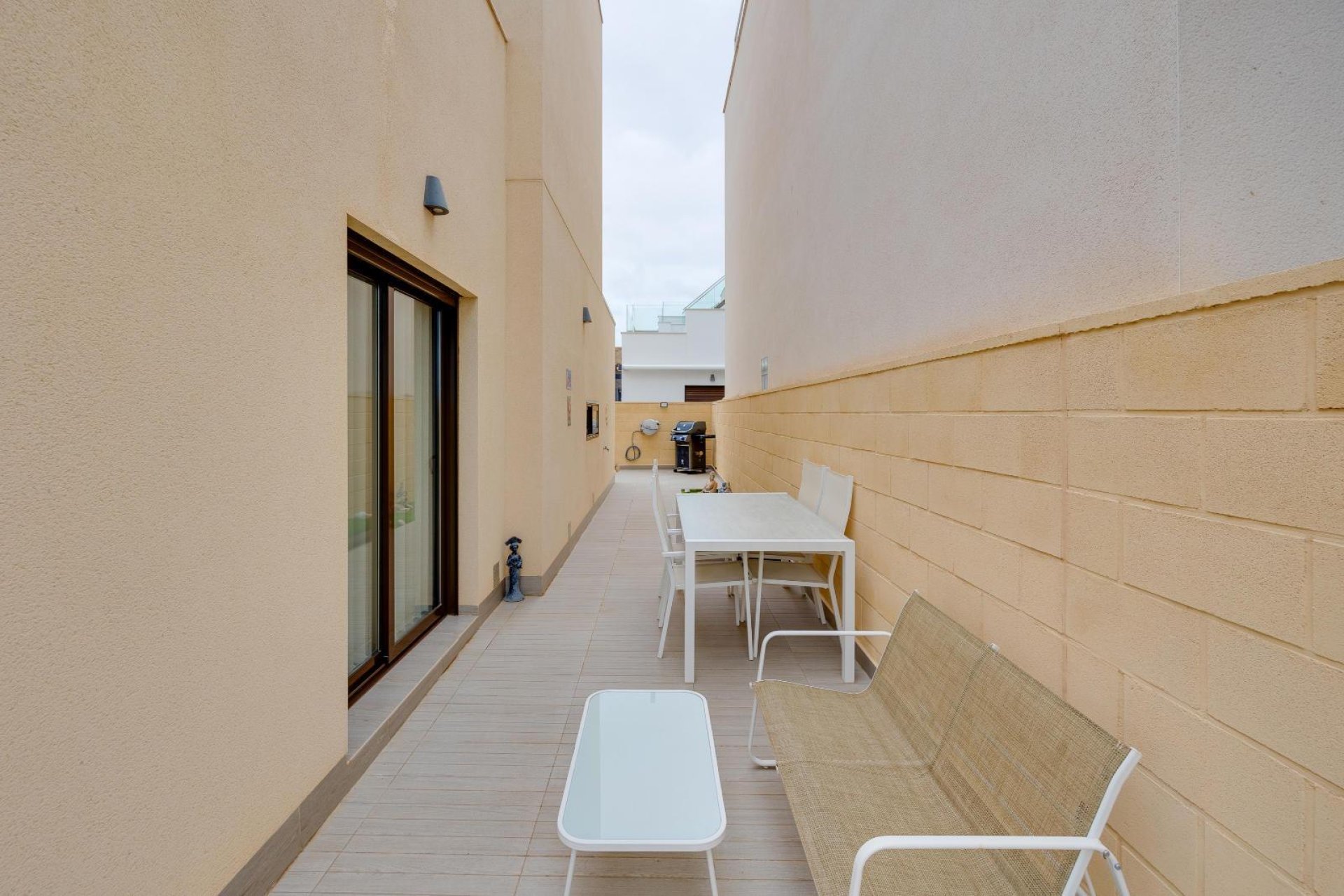 Revente - Villa -
Ciudad Quesada - Pueblo Bravo