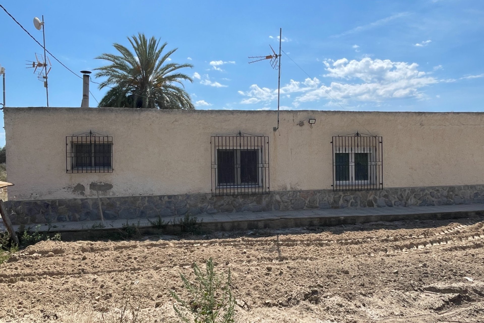 Revente - Villa -
Crevillent - Inland