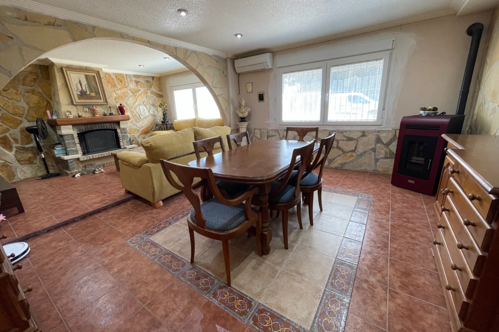 Revente - Villa -
Crevillent - Inland