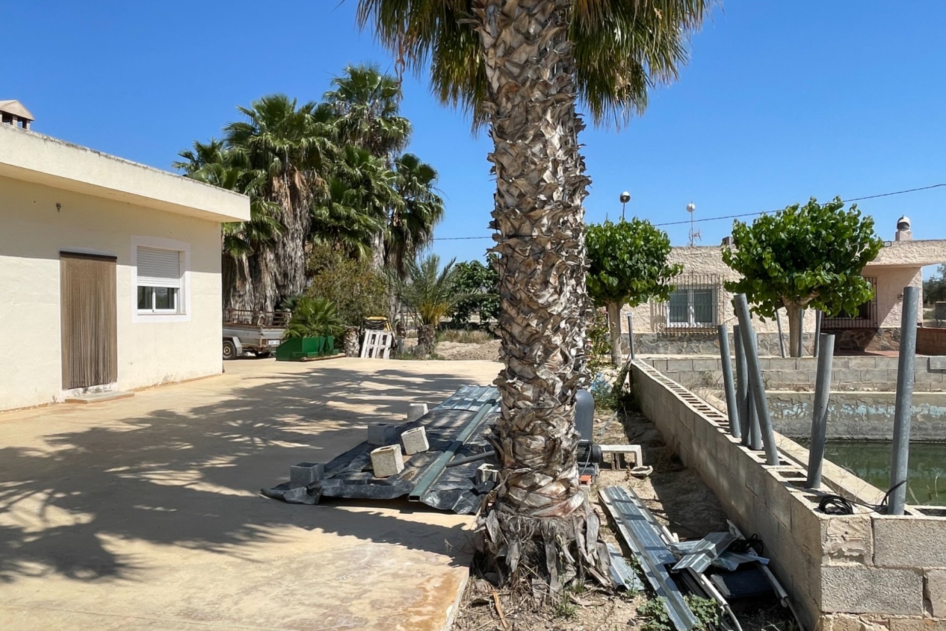 Revente - Villa -
Crevillent - Inland