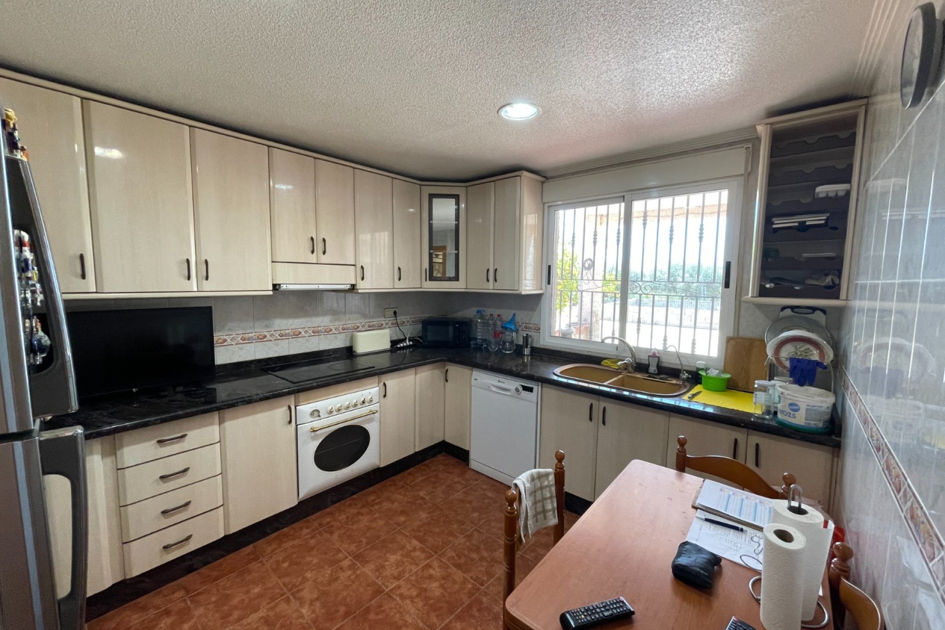 Revente - Villa -
Crevillent - Inland