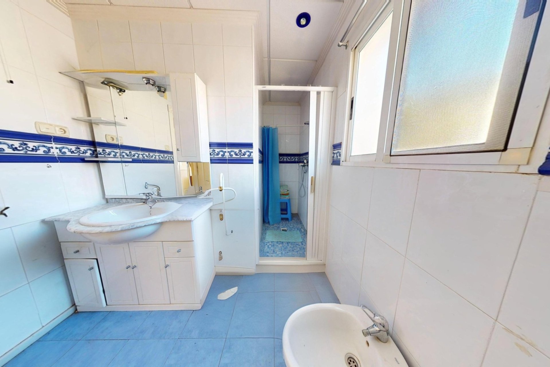 Revente - Villa -
Crevillent - Inland