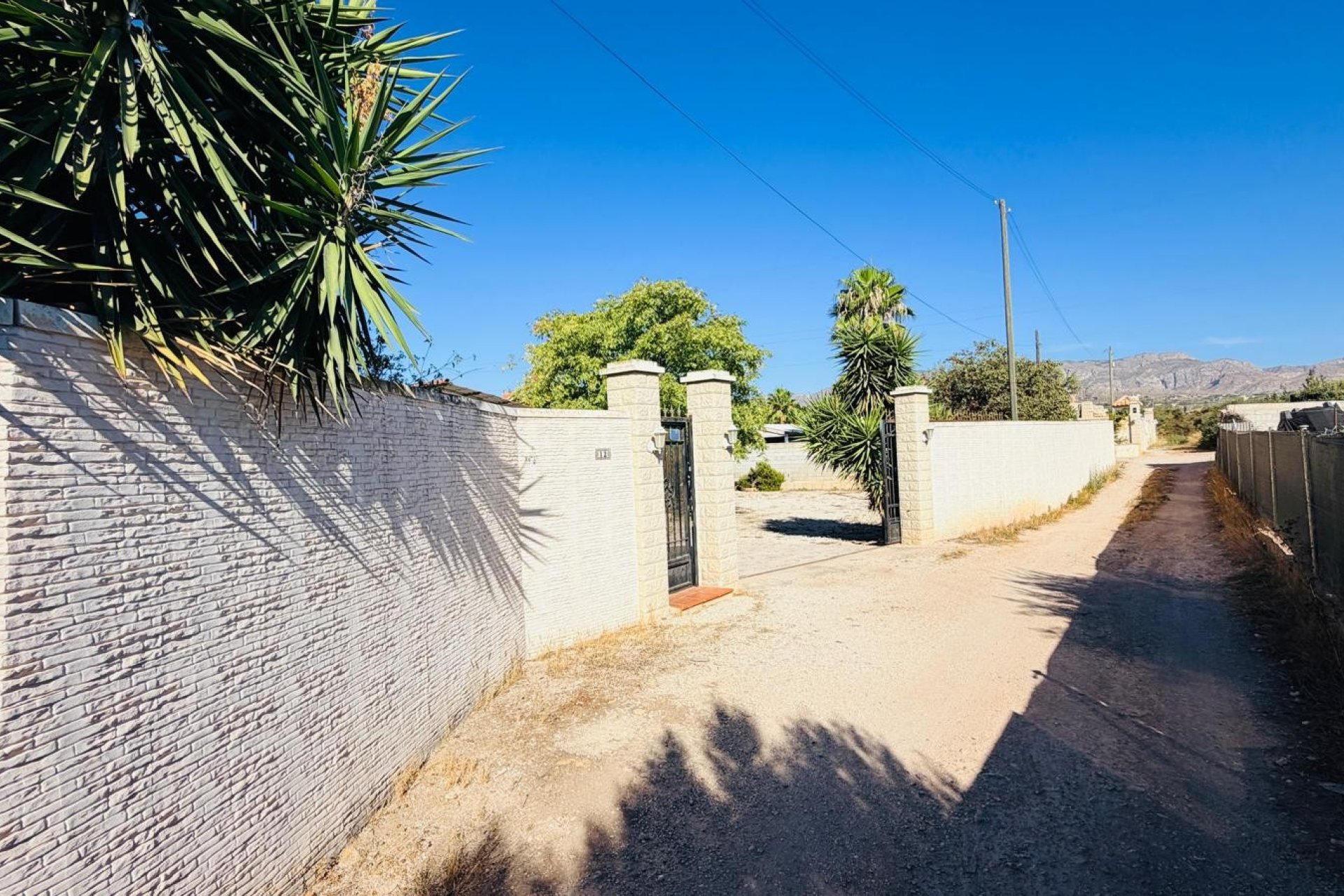 Revente - Villa -
Crevillent - Inland