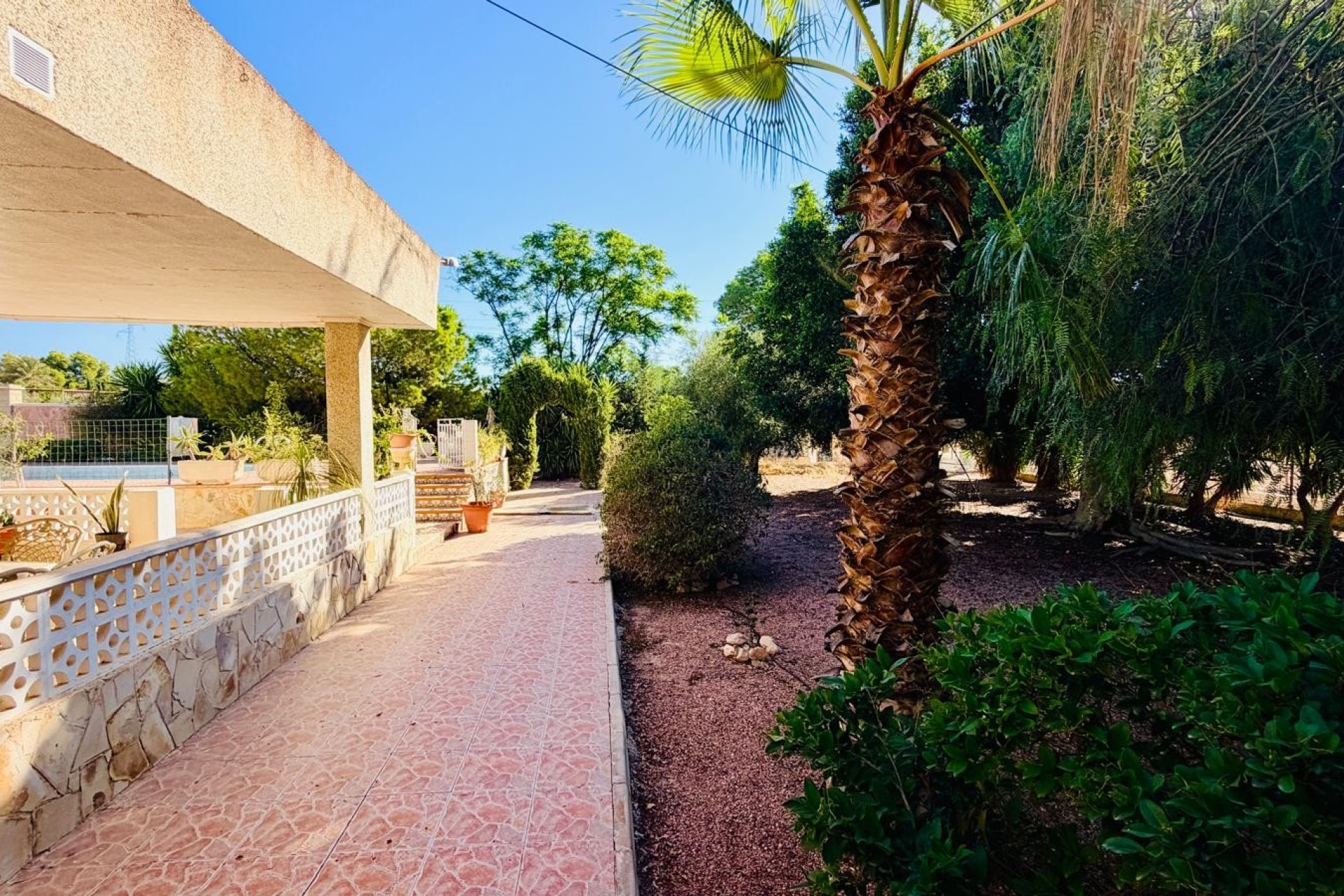 Revente - Villa -
Crevillent - Inland