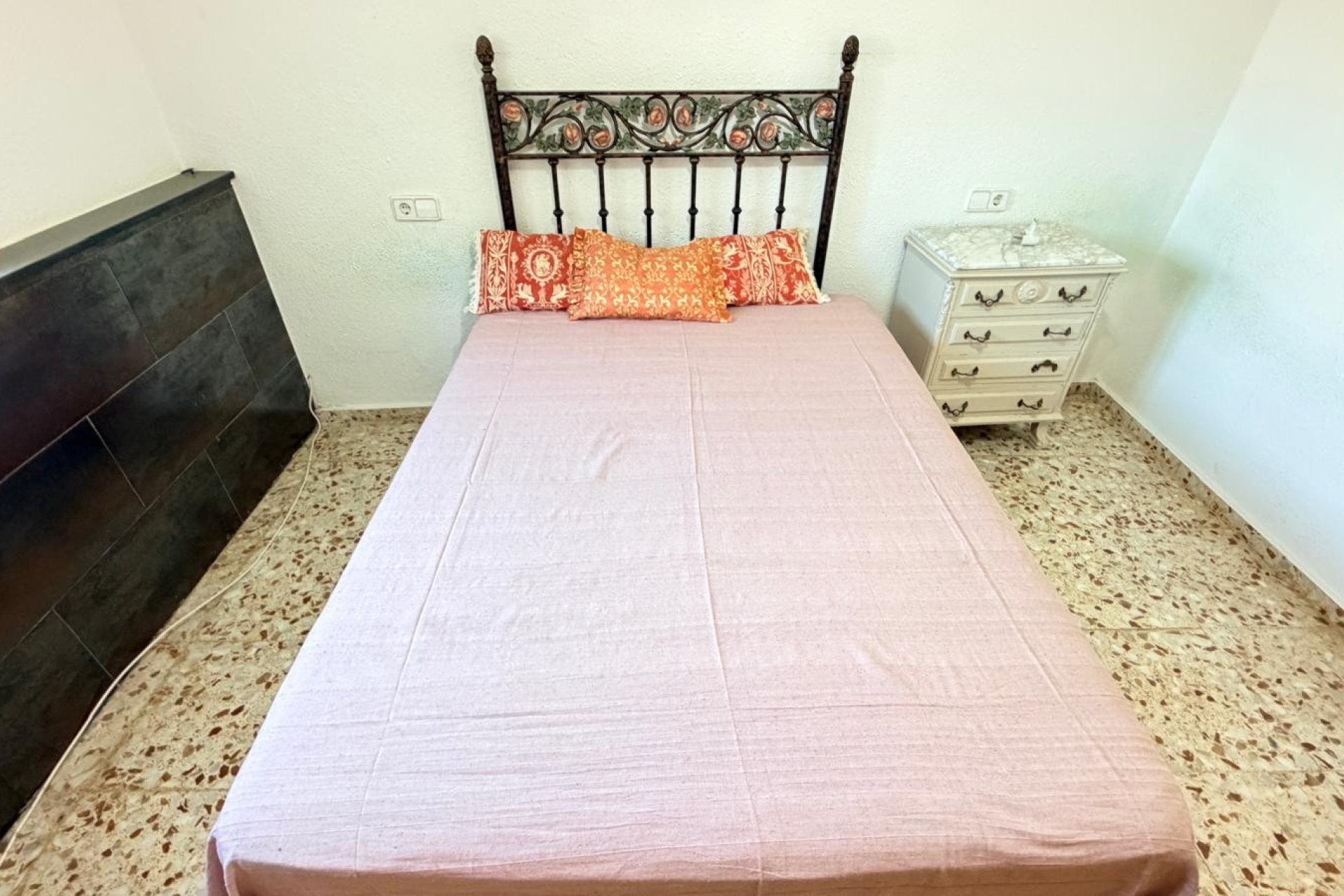 Revente - Villa -
Crevillent - Inland