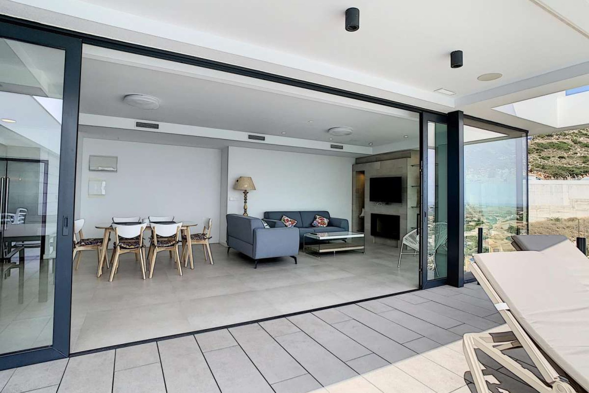 Revente - Villa -
Cumbre del Sol - Costa Blanca