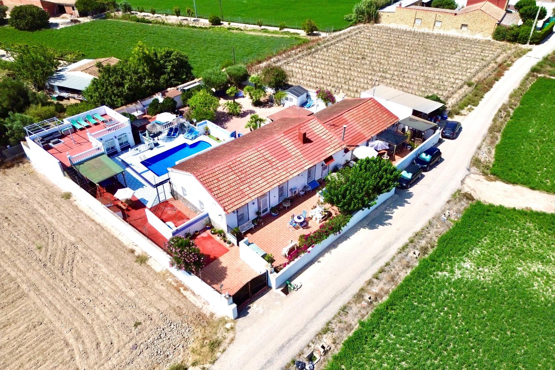 Revente - Villa -
Dolores - Comunidad Valenciana