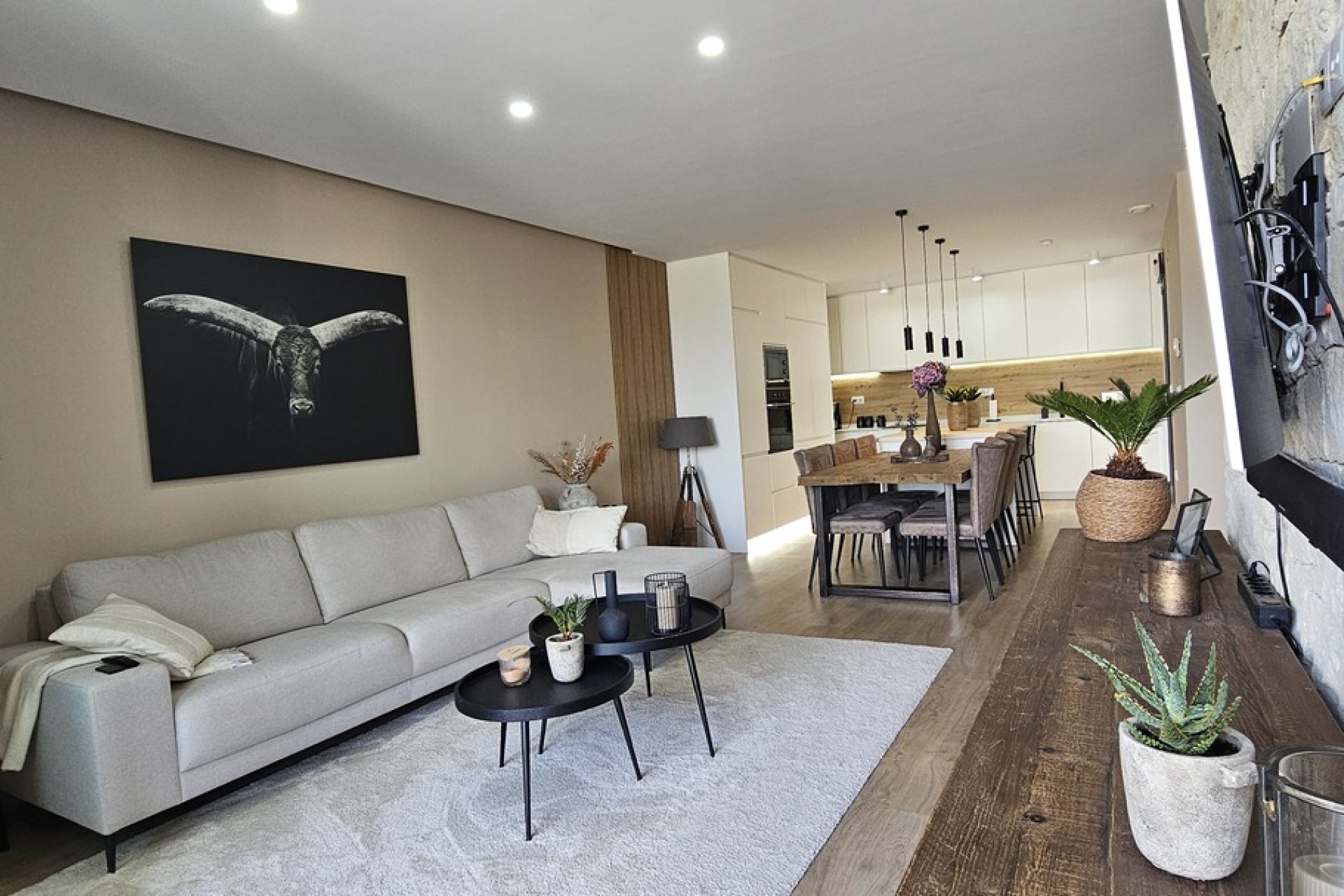 Revente - Villa -
Dolores - Sector 4