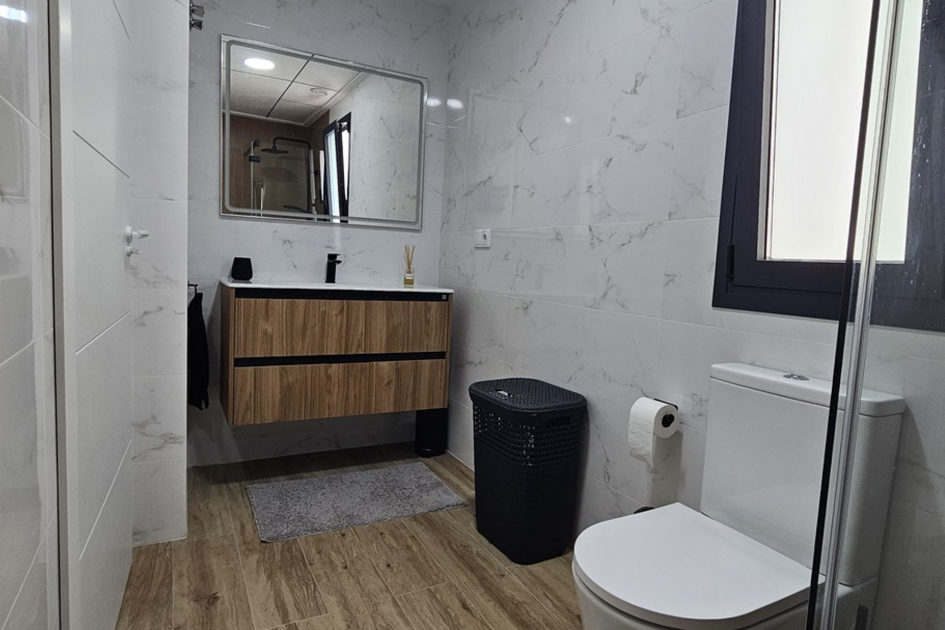 Revente - Villa -
Dolores - Sector 4