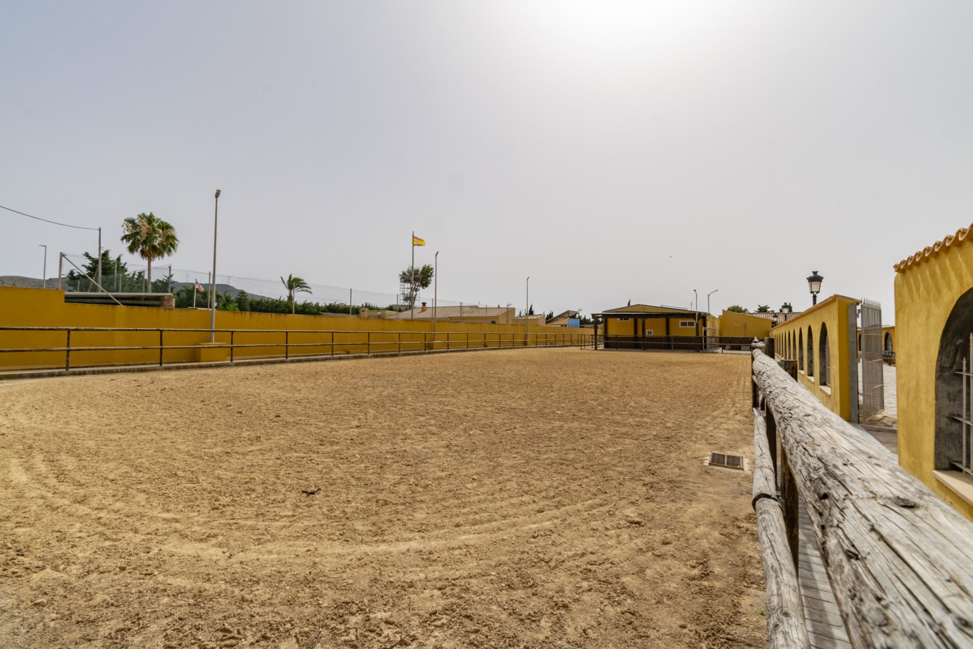 Revente - Villa -
El Beal - Inland