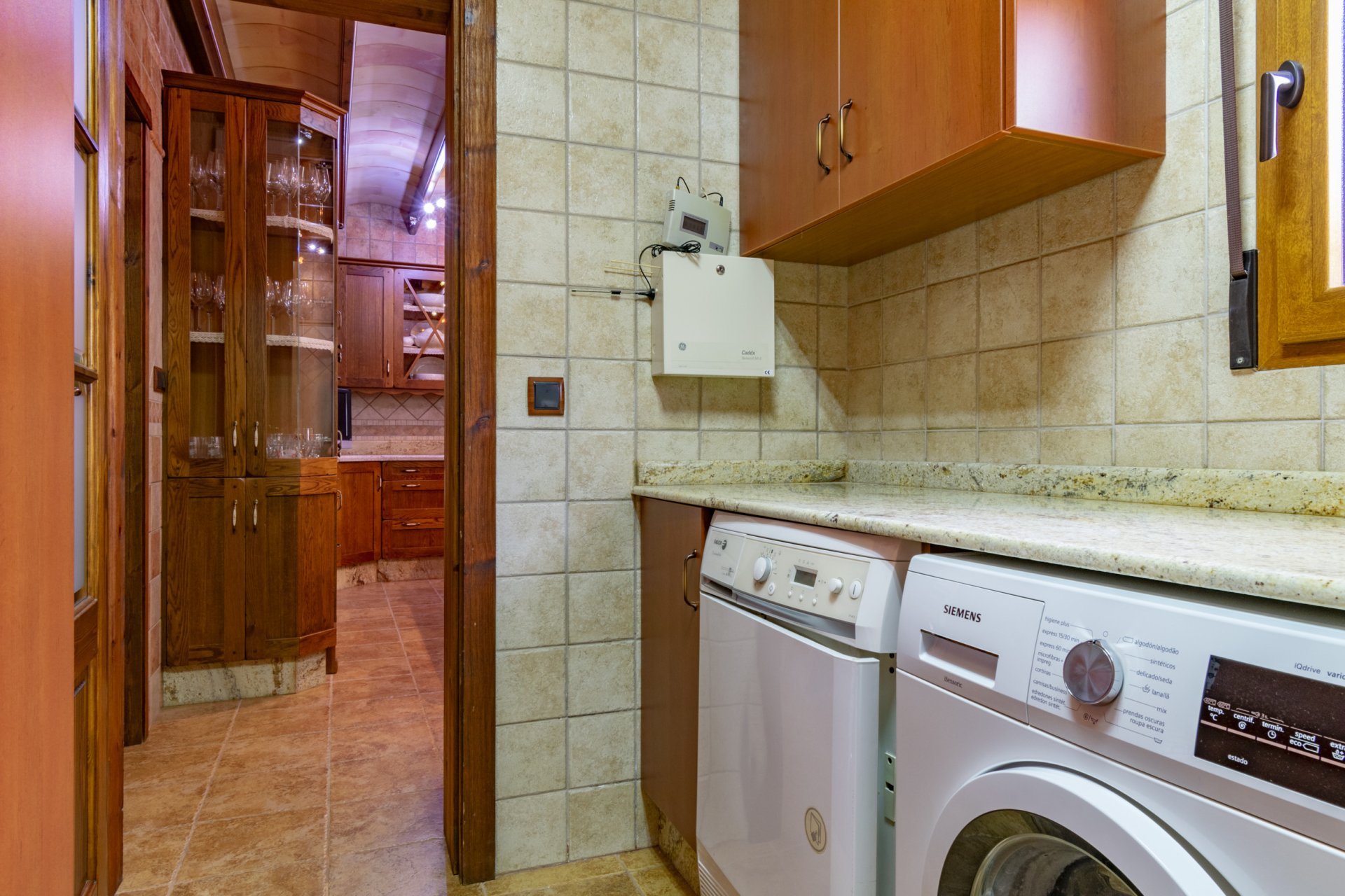 Revente - Villa -
El Beal - Inland