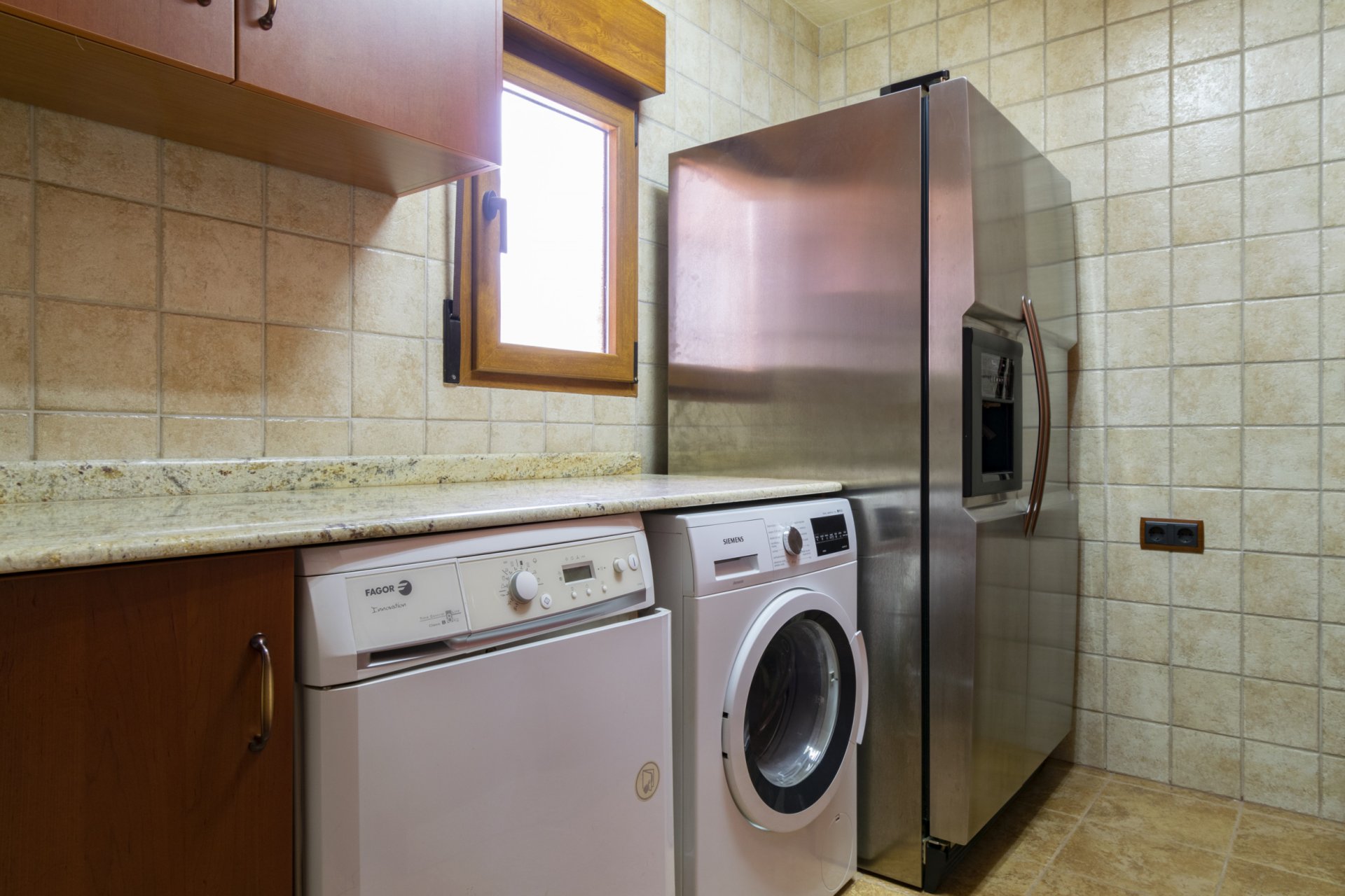 Revente - Villa -
El Beal - Inland