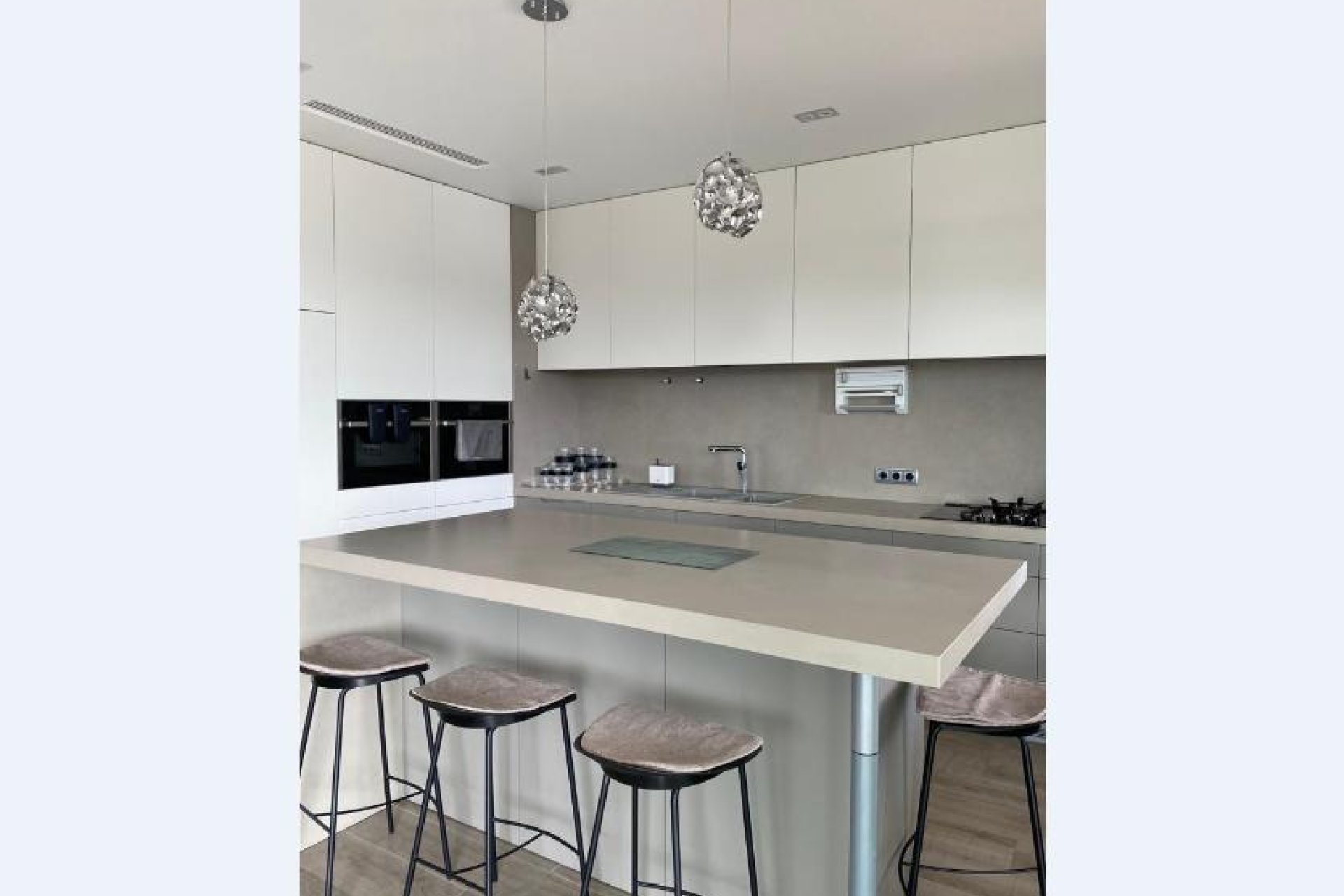 Revente - Villa -
El Campello - Costa Blanca