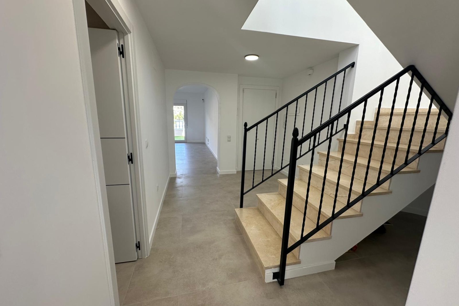 Revente - Villa -
El Campello - Costa Blanca