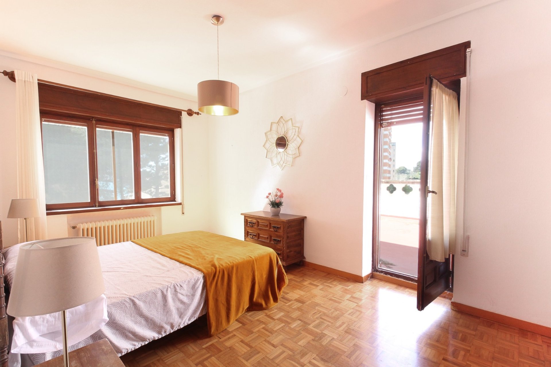 Revente - Villa -
El Campello - Costa Blanca