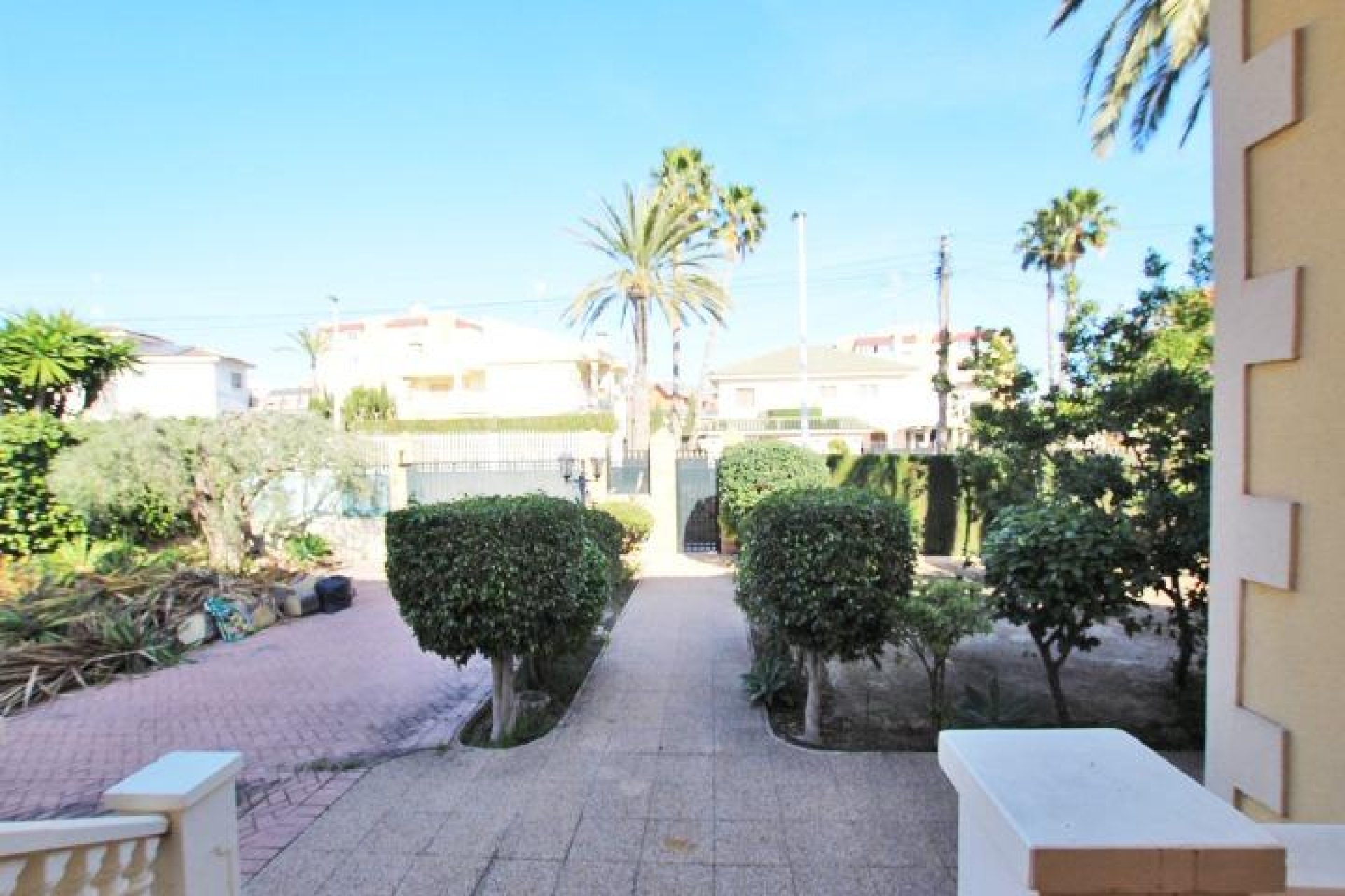 Revente - Villa -
Elche - Altabix