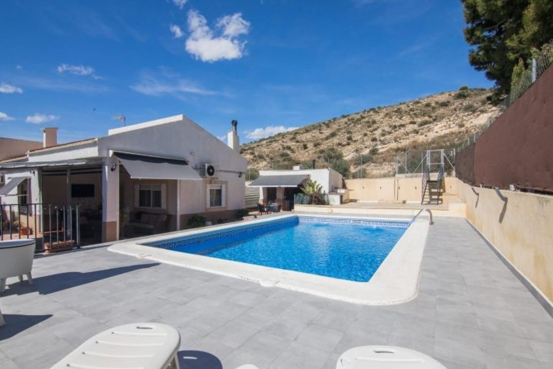 Revente - Villa -
Elche - Costa Blanca