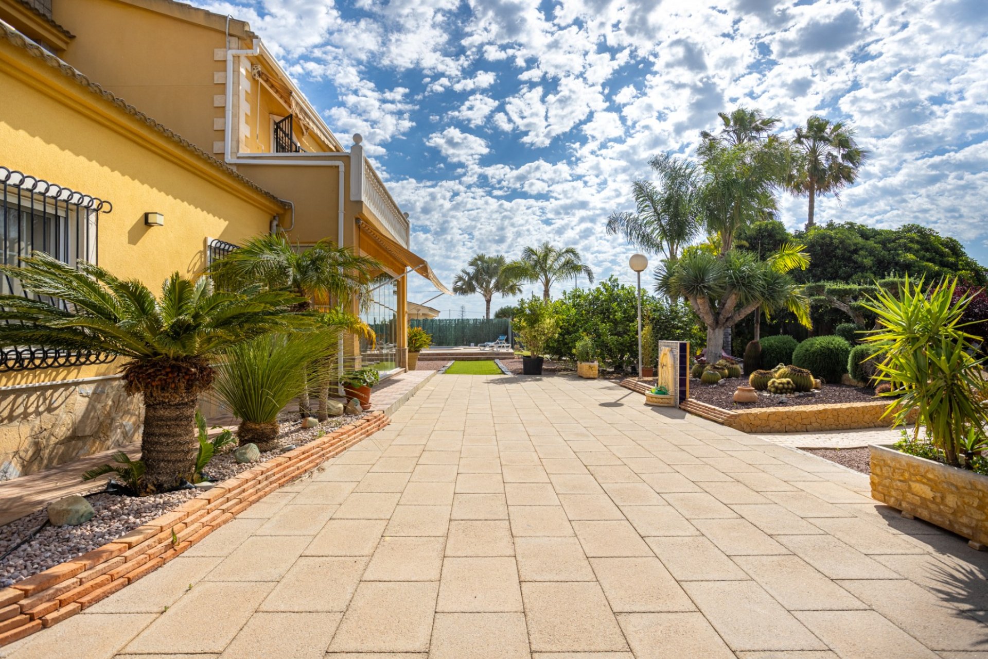 Revente - Villa -
Elche - Costa Blanca