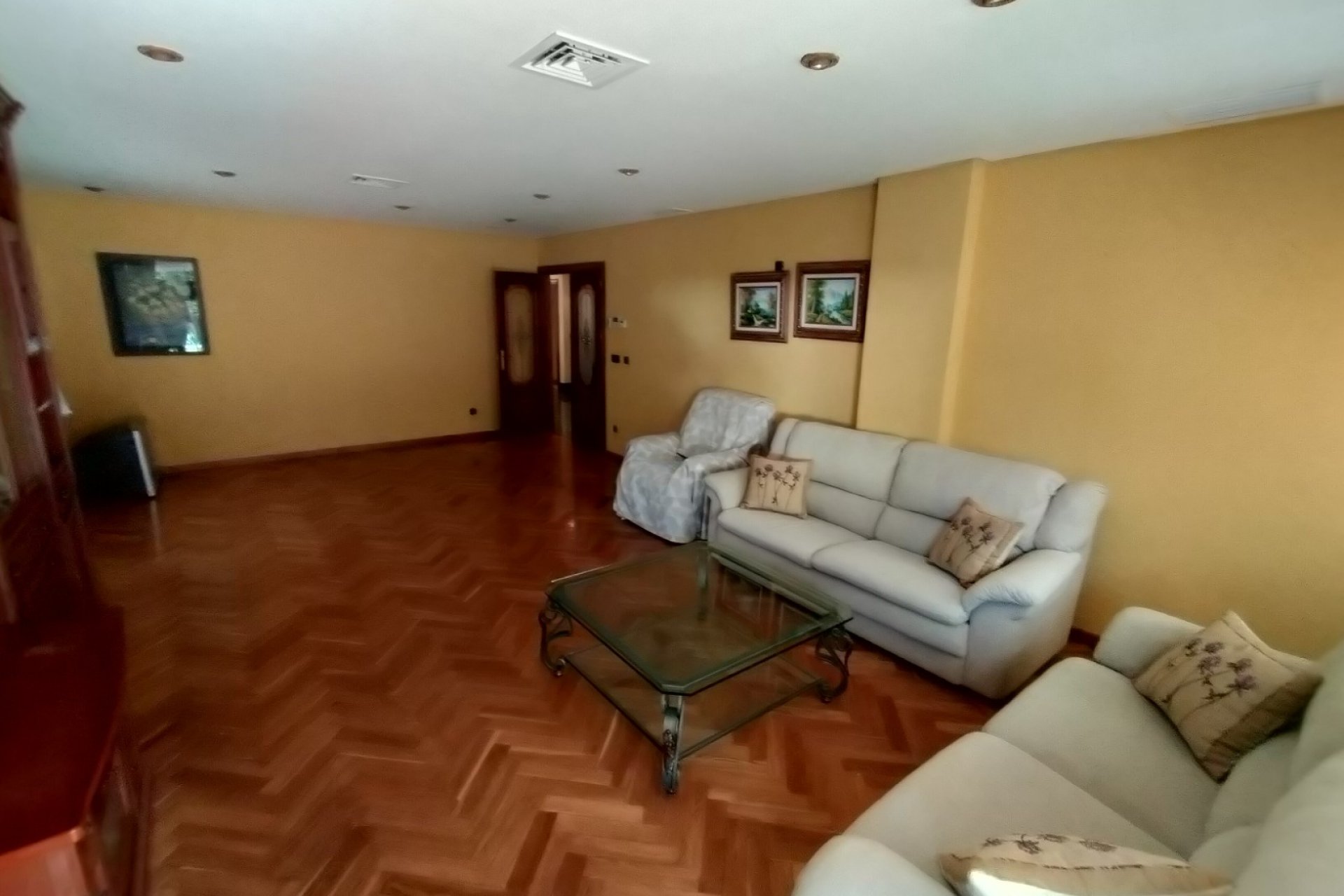 Revente - Villa -
Elda - Inland