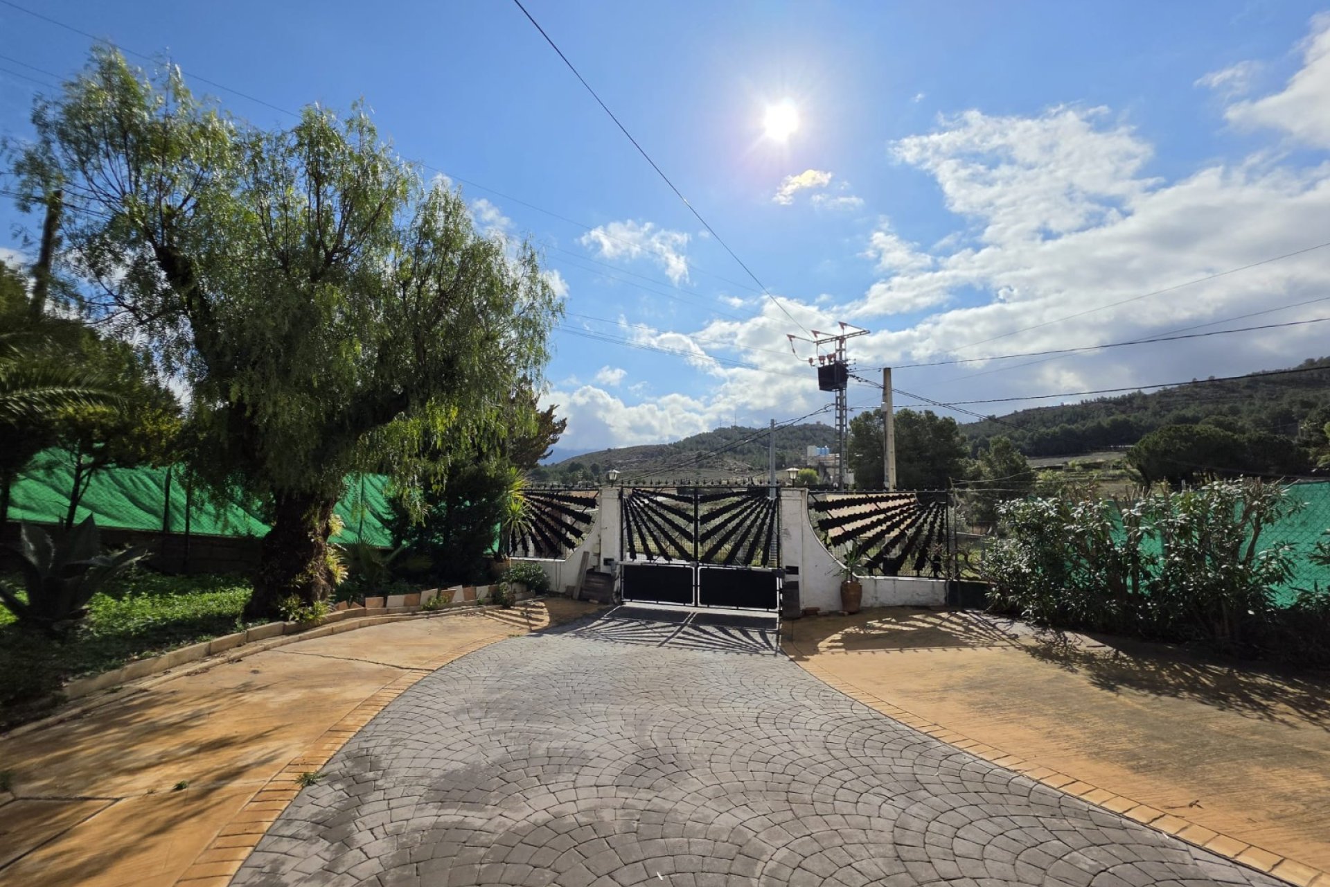 Revente - Villa -
Elda - Inland