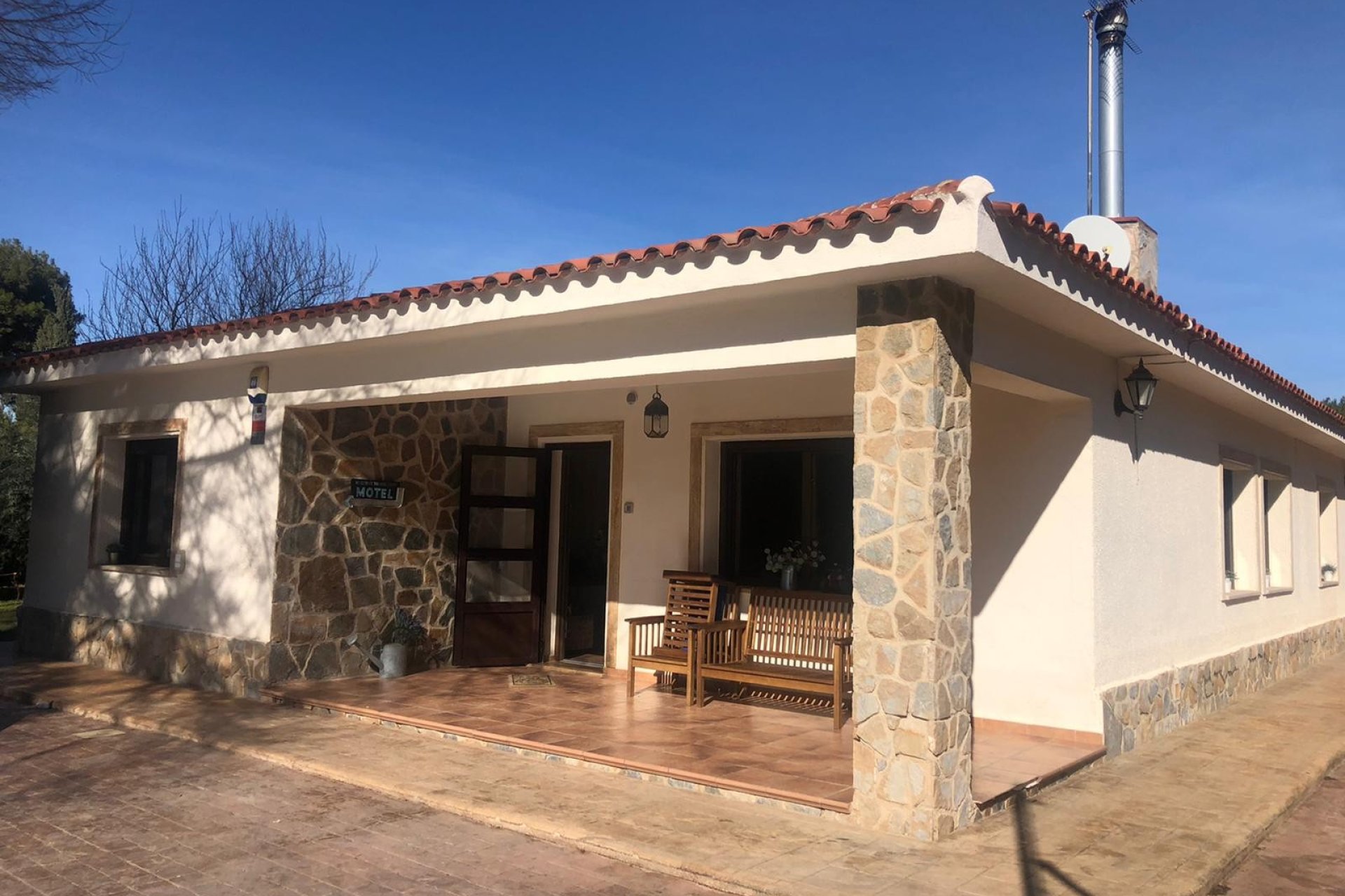 Revente - Villa -
Elda - Inland