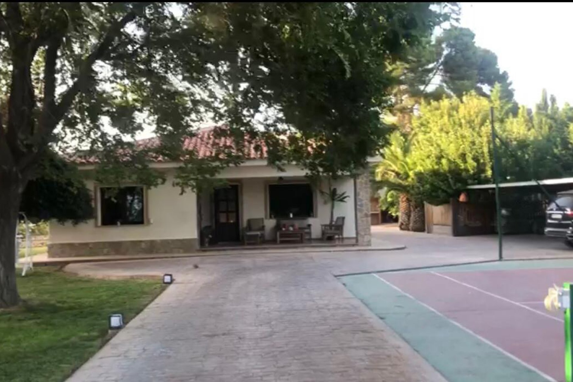 Revente - Villa -
Elda - Inland