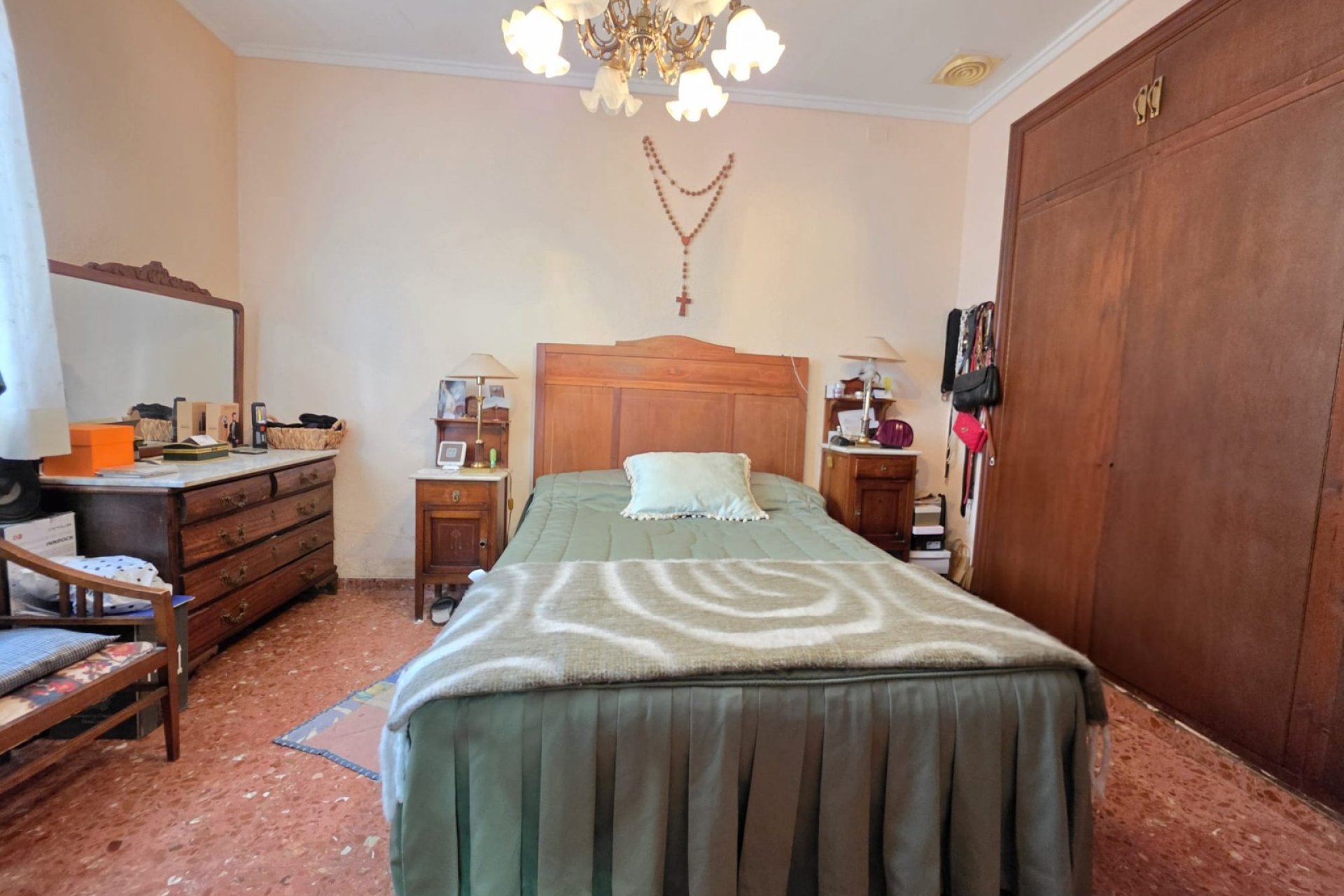 Revente - Villa -
Elda - Inland