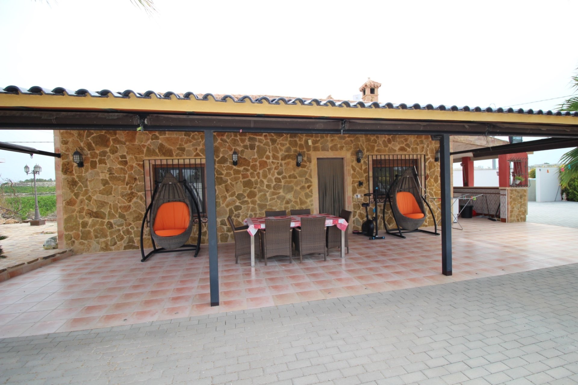 Revente - Villa -
Fortuna - Inland