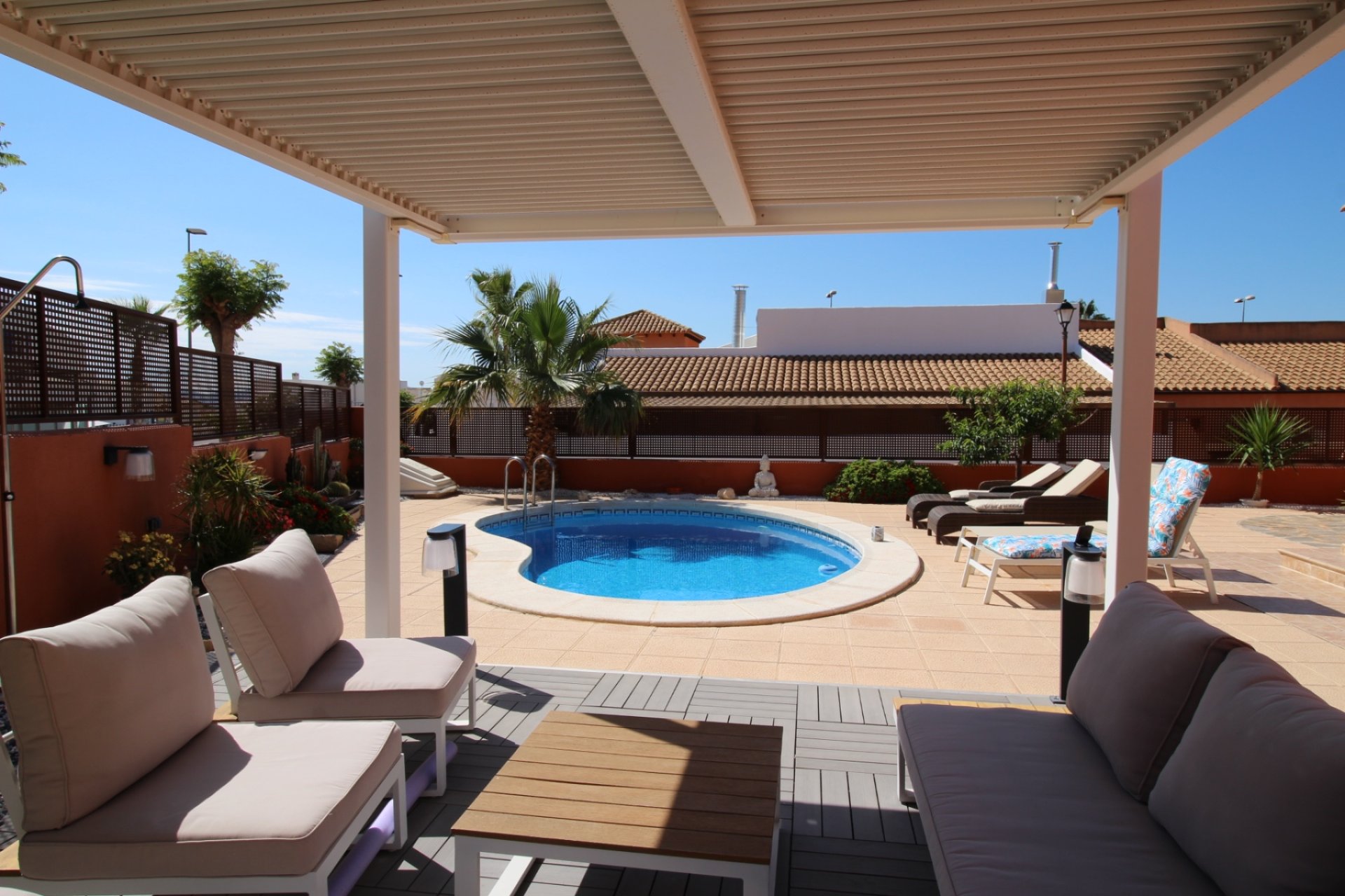 Revente - Villa -
Fortuna - Inland