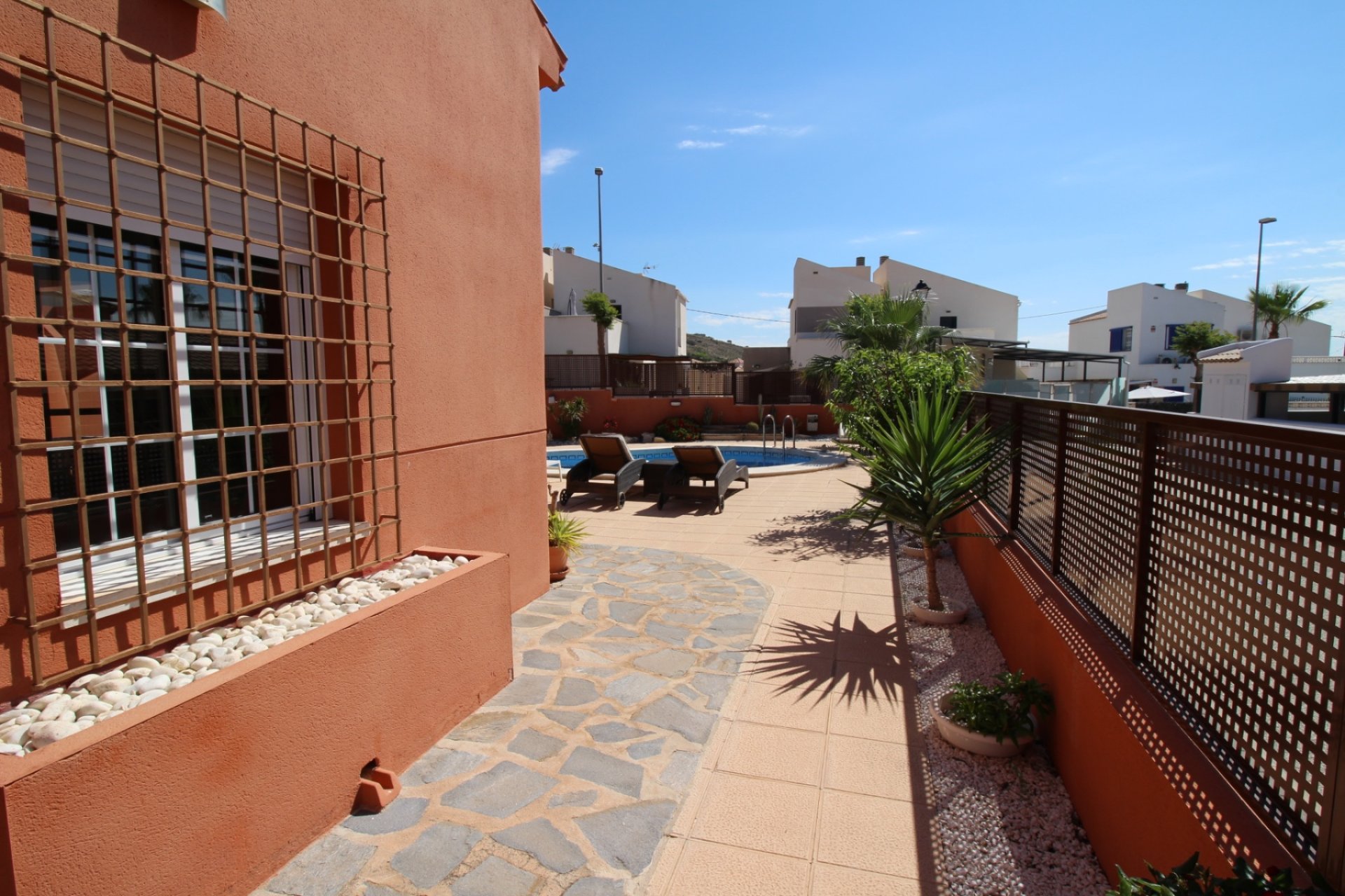 Revente - Villa -
Fortuna - Inland