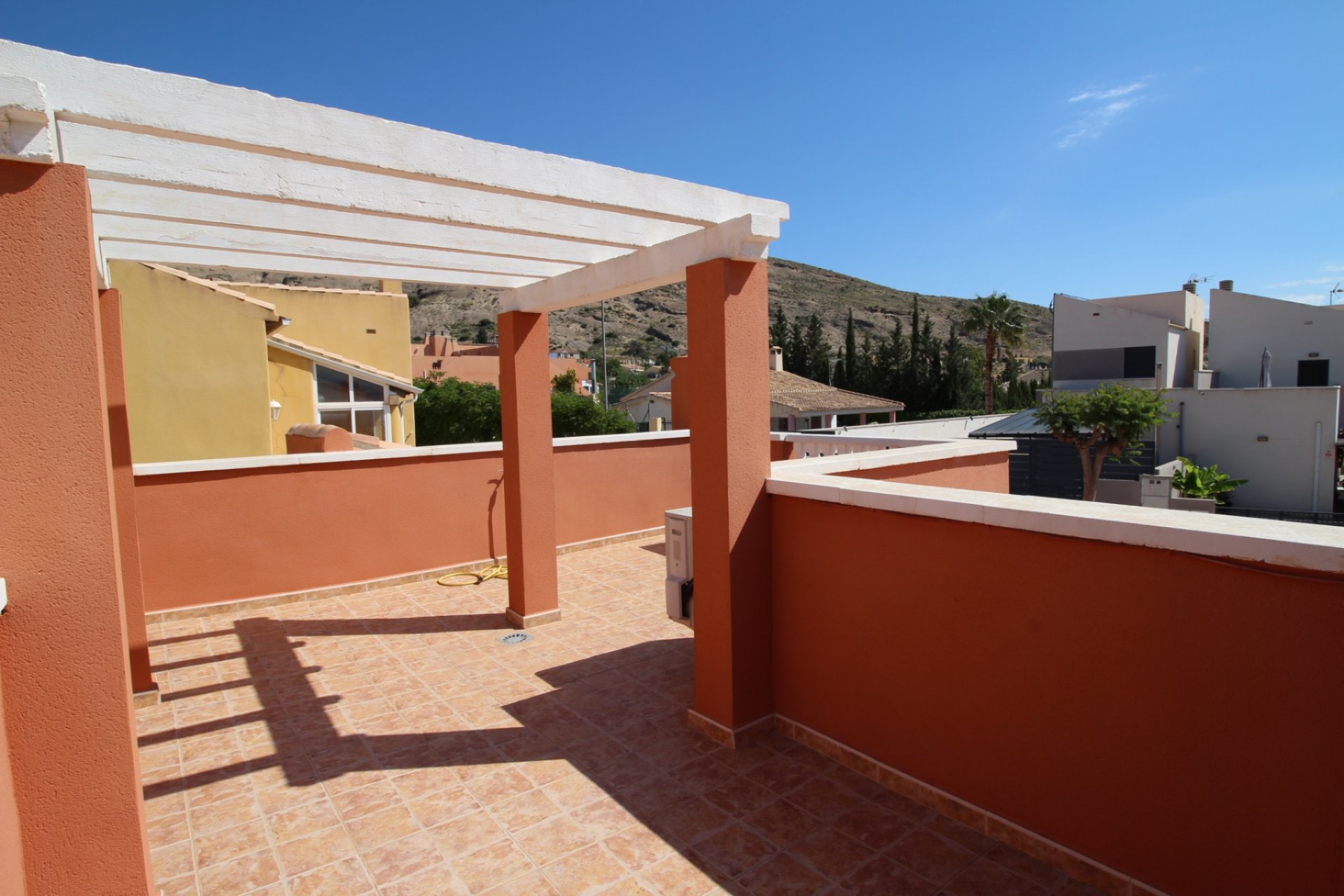 Revente - Villa -
Fortuna - Inland