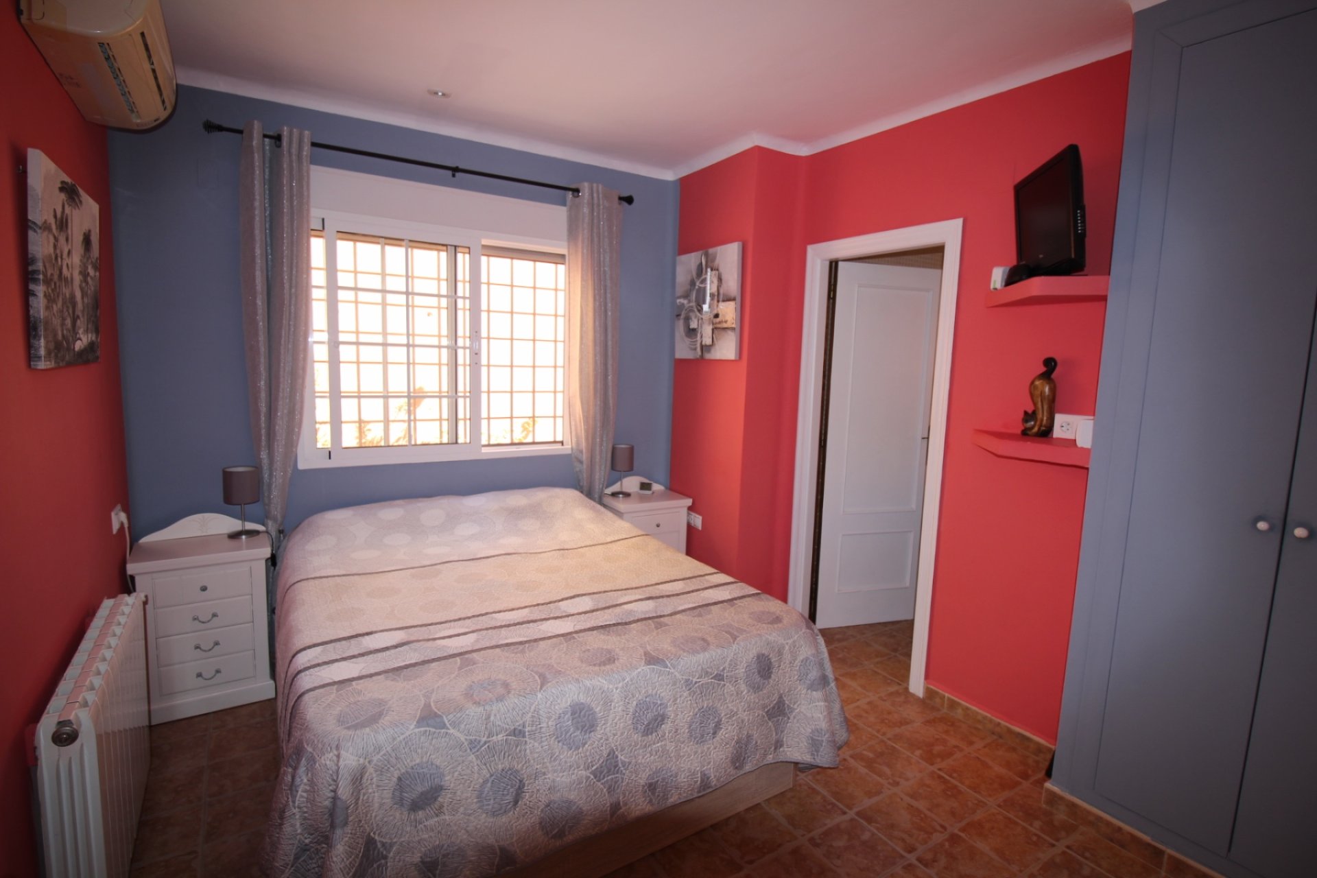 Revente - Villa -
Fortuna - Inland