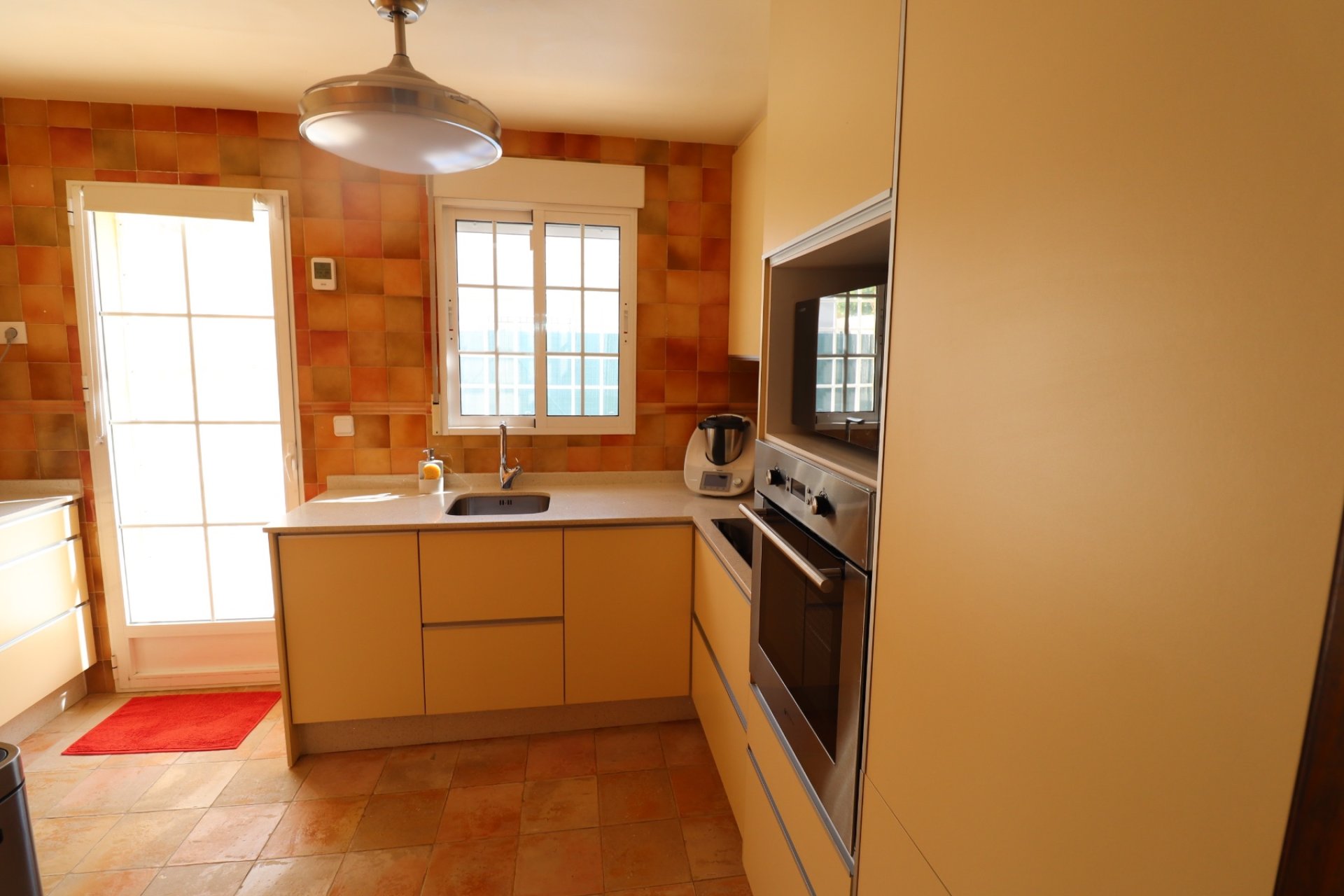 Revente - Villa -
Fortuna - Inland