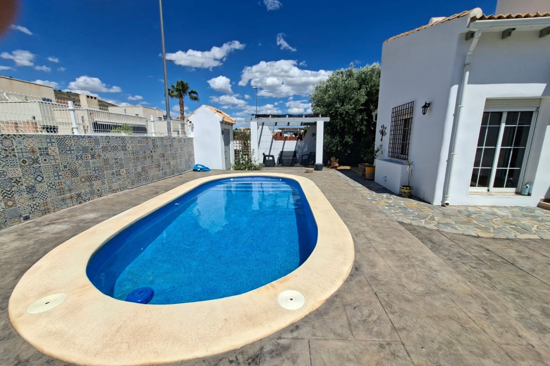 Revente - Villa -
Fortuna - Inland