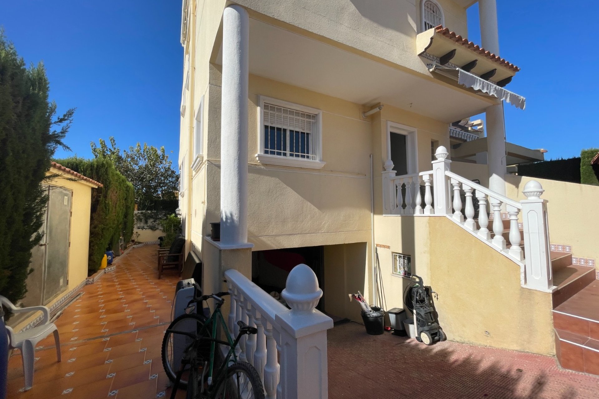 Revente - Villa -
Guardamar del Segura - Costa Blanca