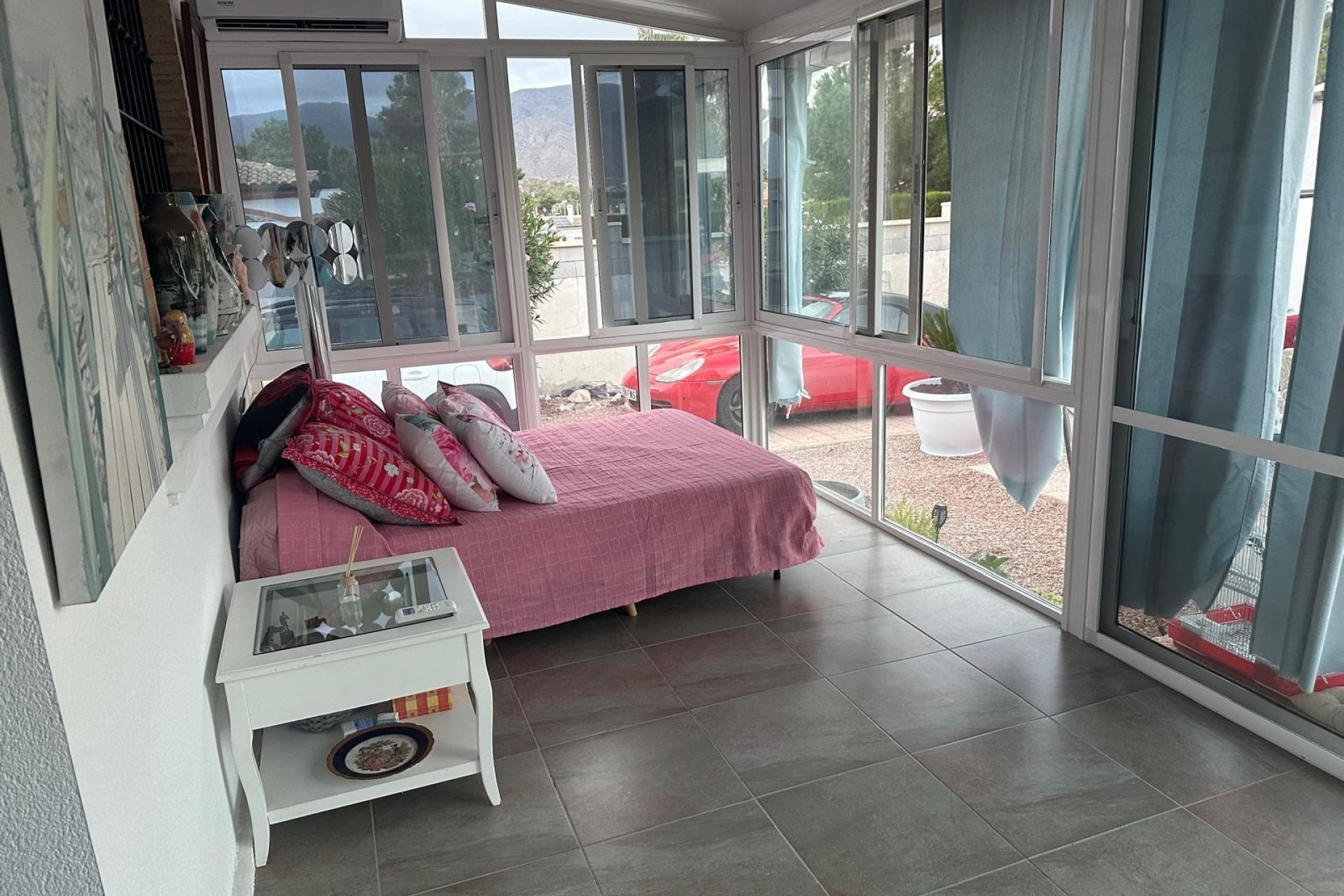 Revente - Villa -
Hondón de las Nieves - Inland